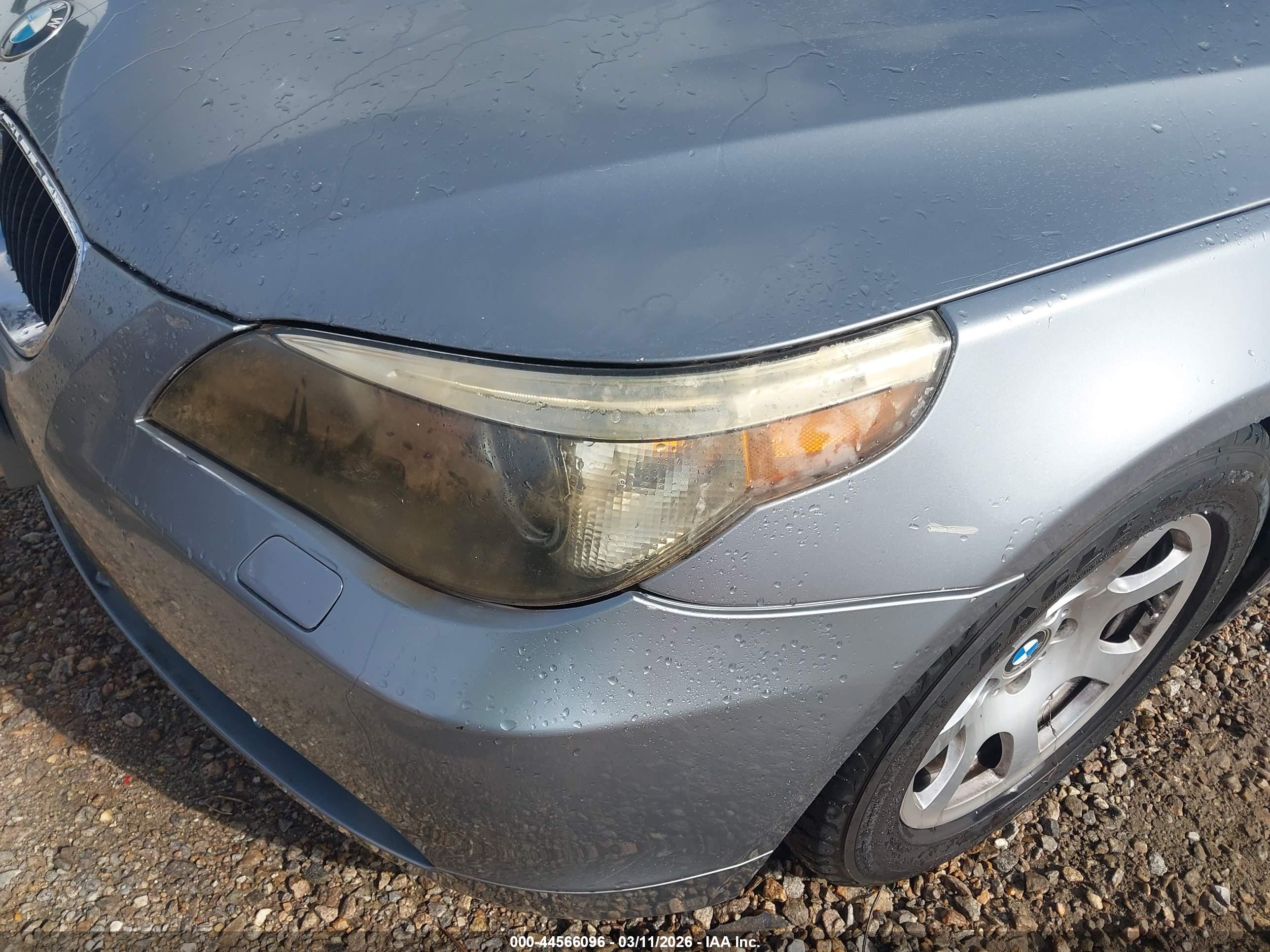 BMW 525I image 6