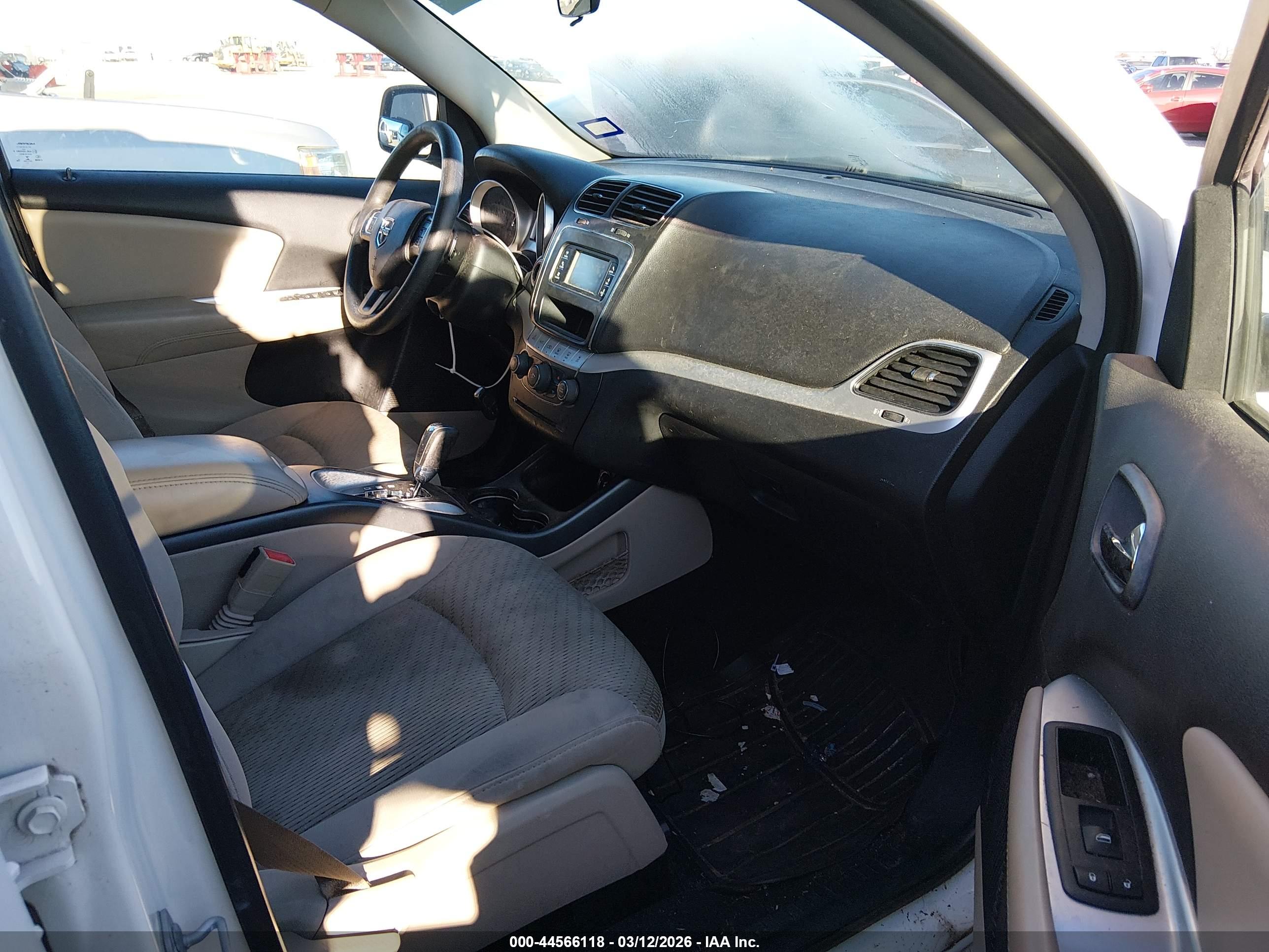 DODGE JOURNEY image 5