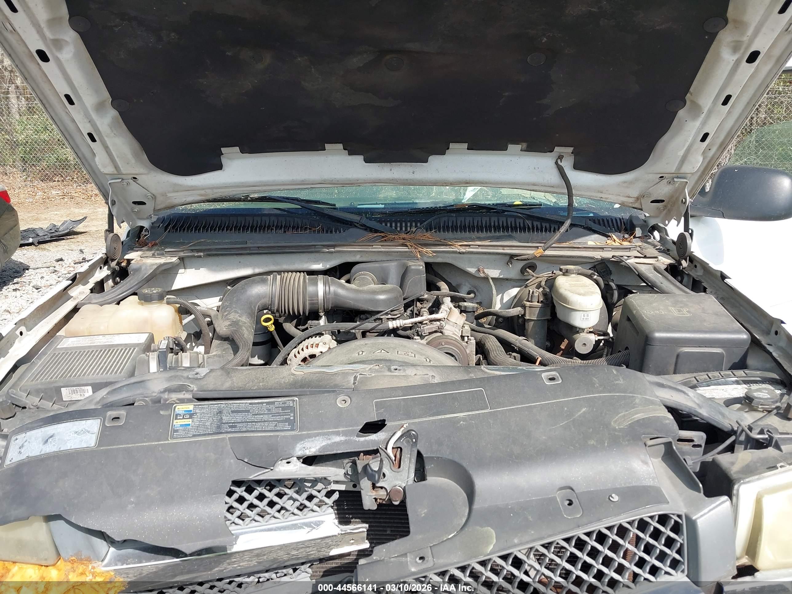 CHEVROLET SILVERADO image 10