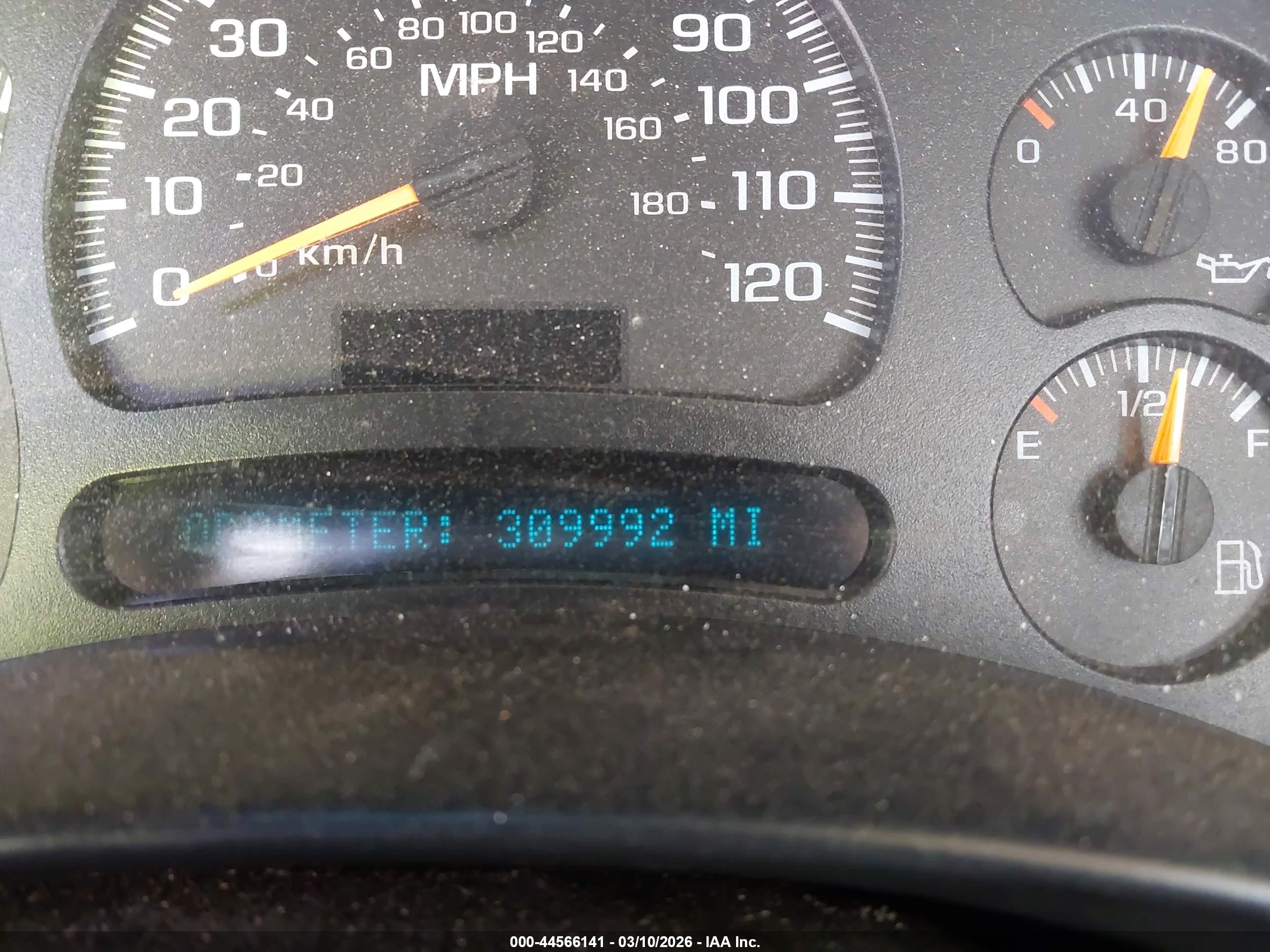CHEVROLET SILVERADO image 7