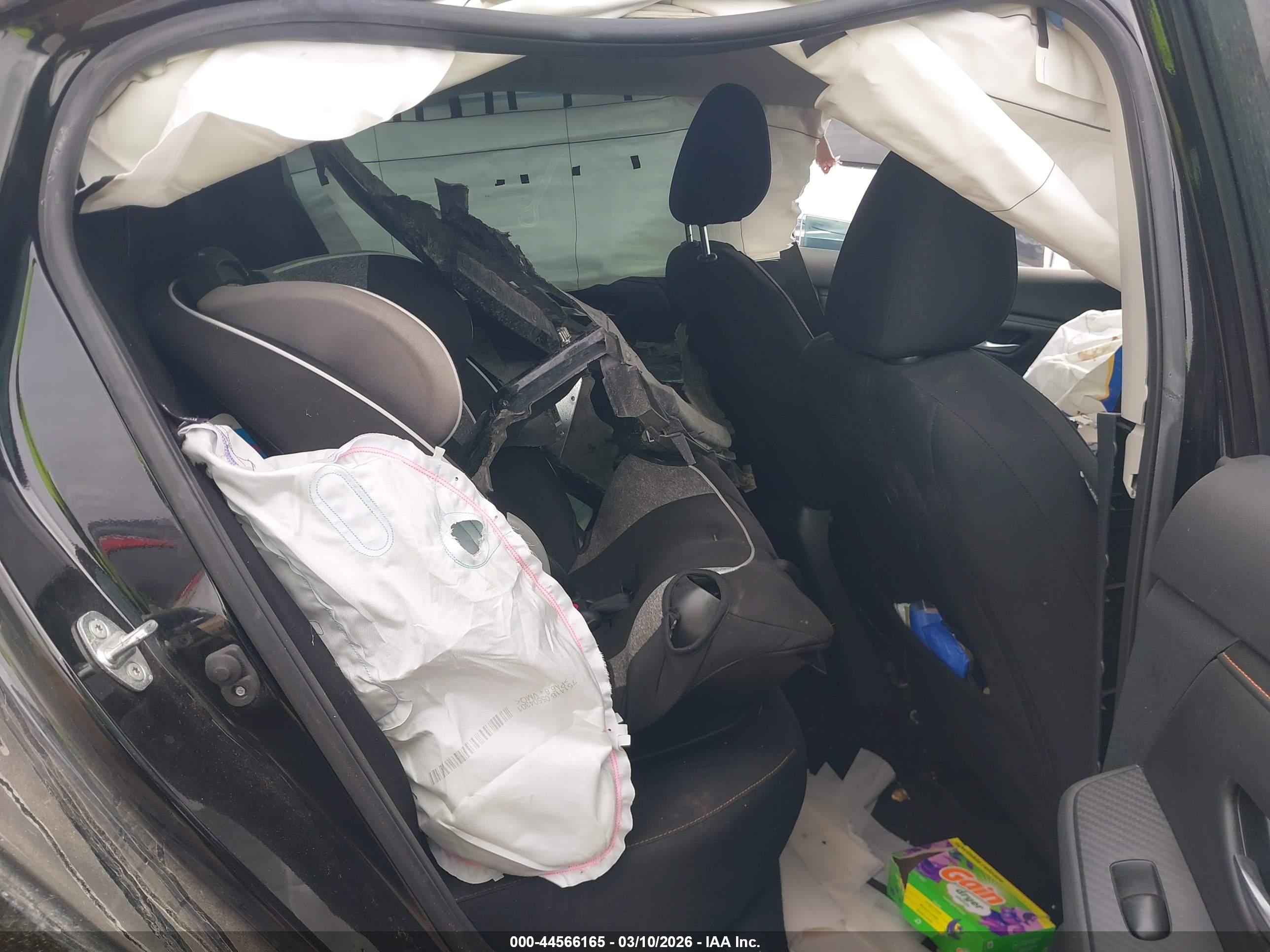 NISSAN SENTRA image 8