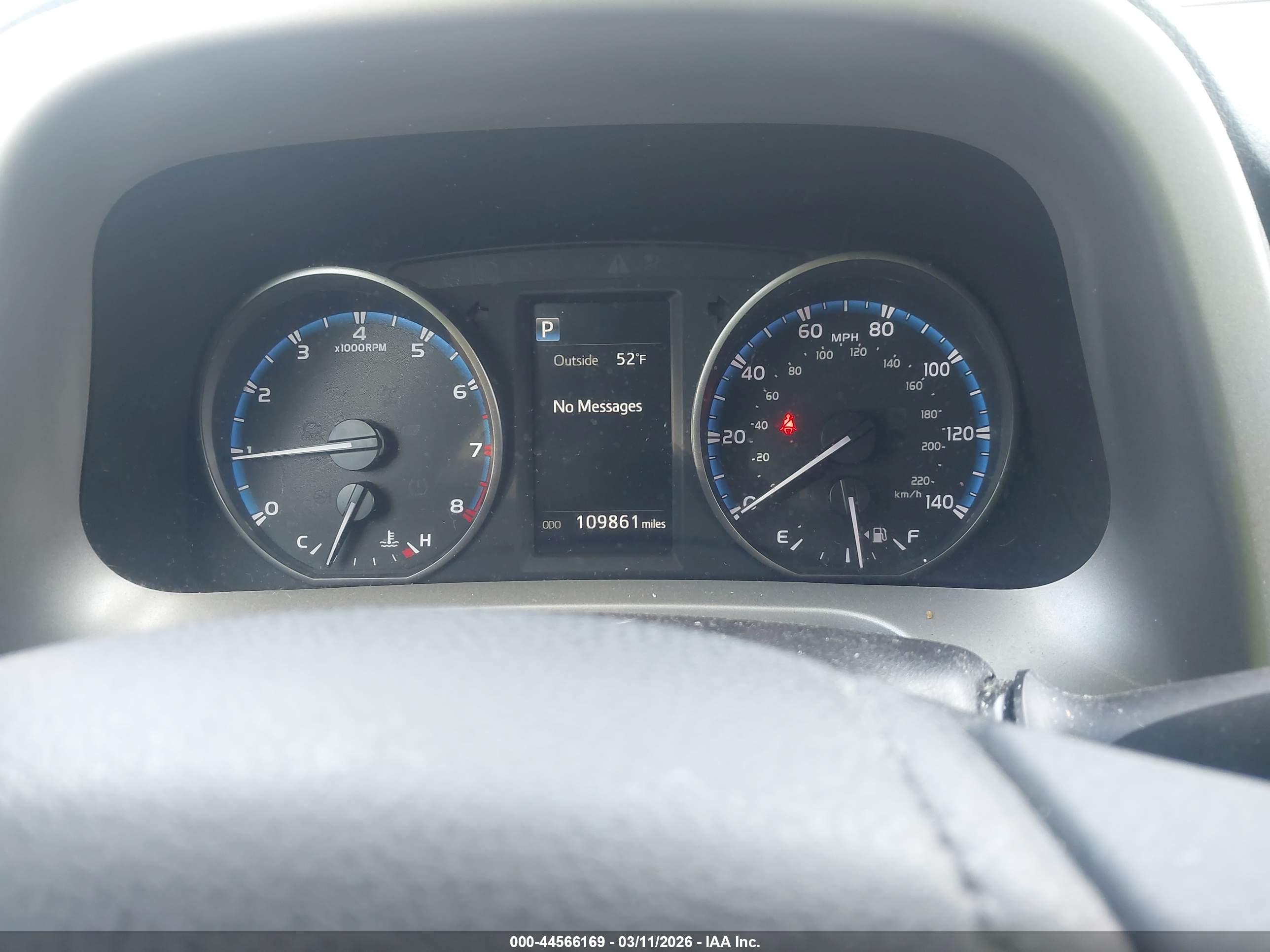 TOYOTA RAV4 image 7