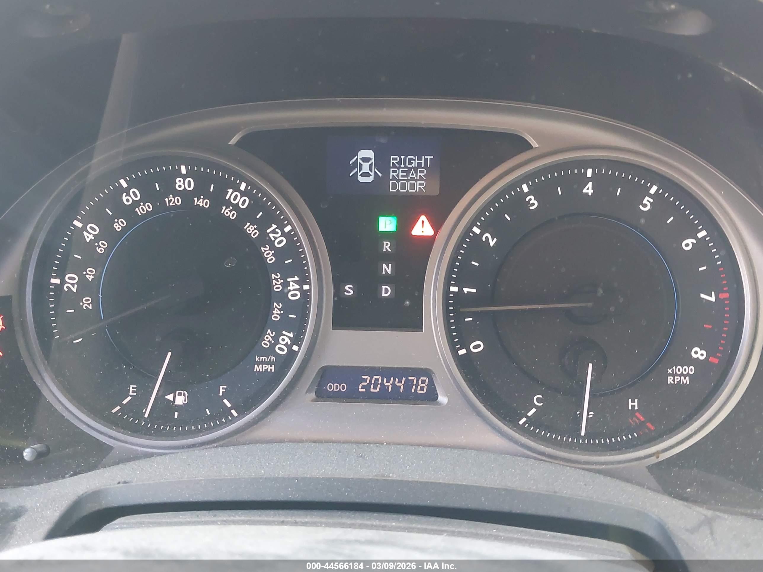LEXUS IS image 7