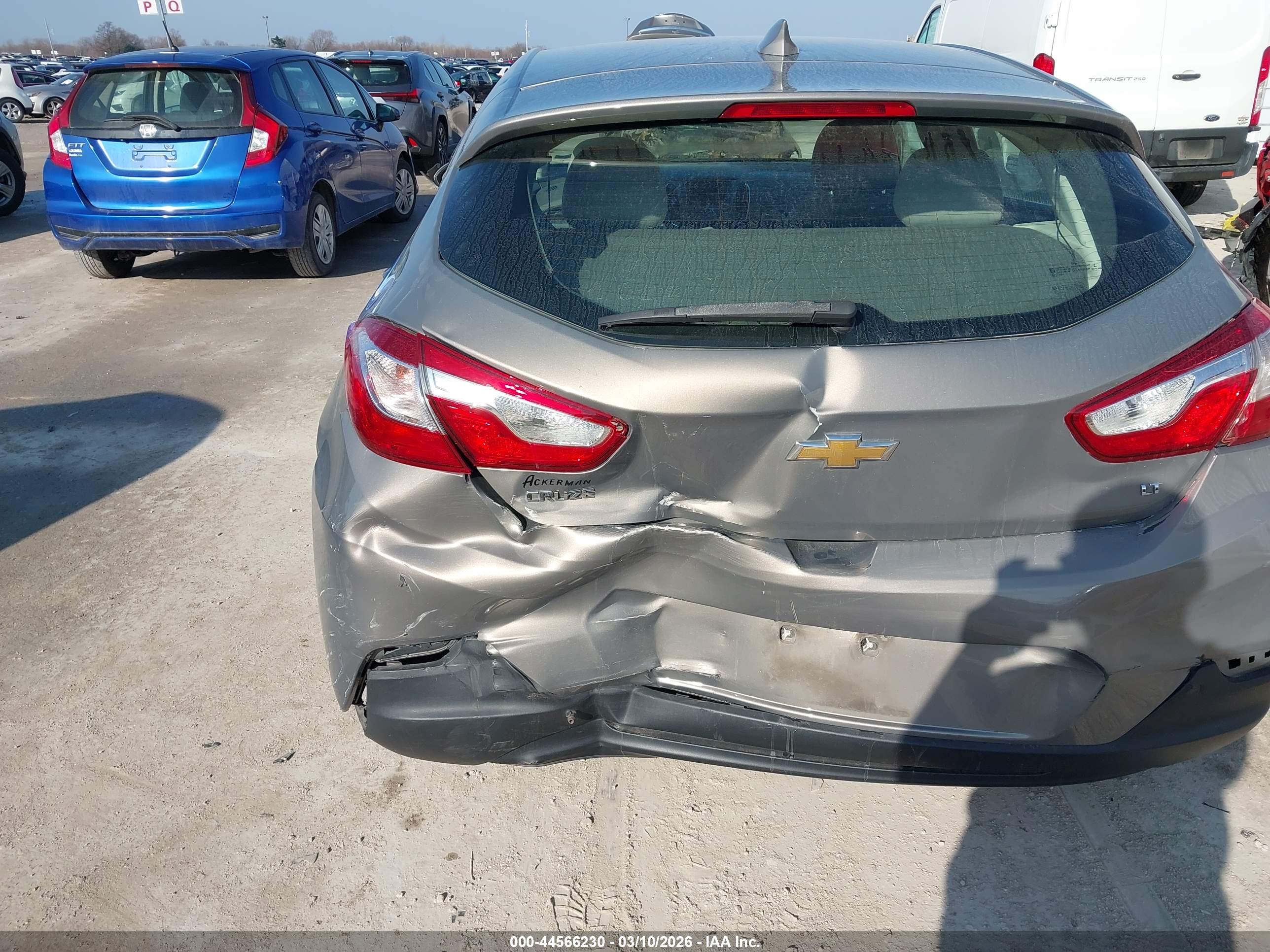CHEVROLET CRUZE image 6