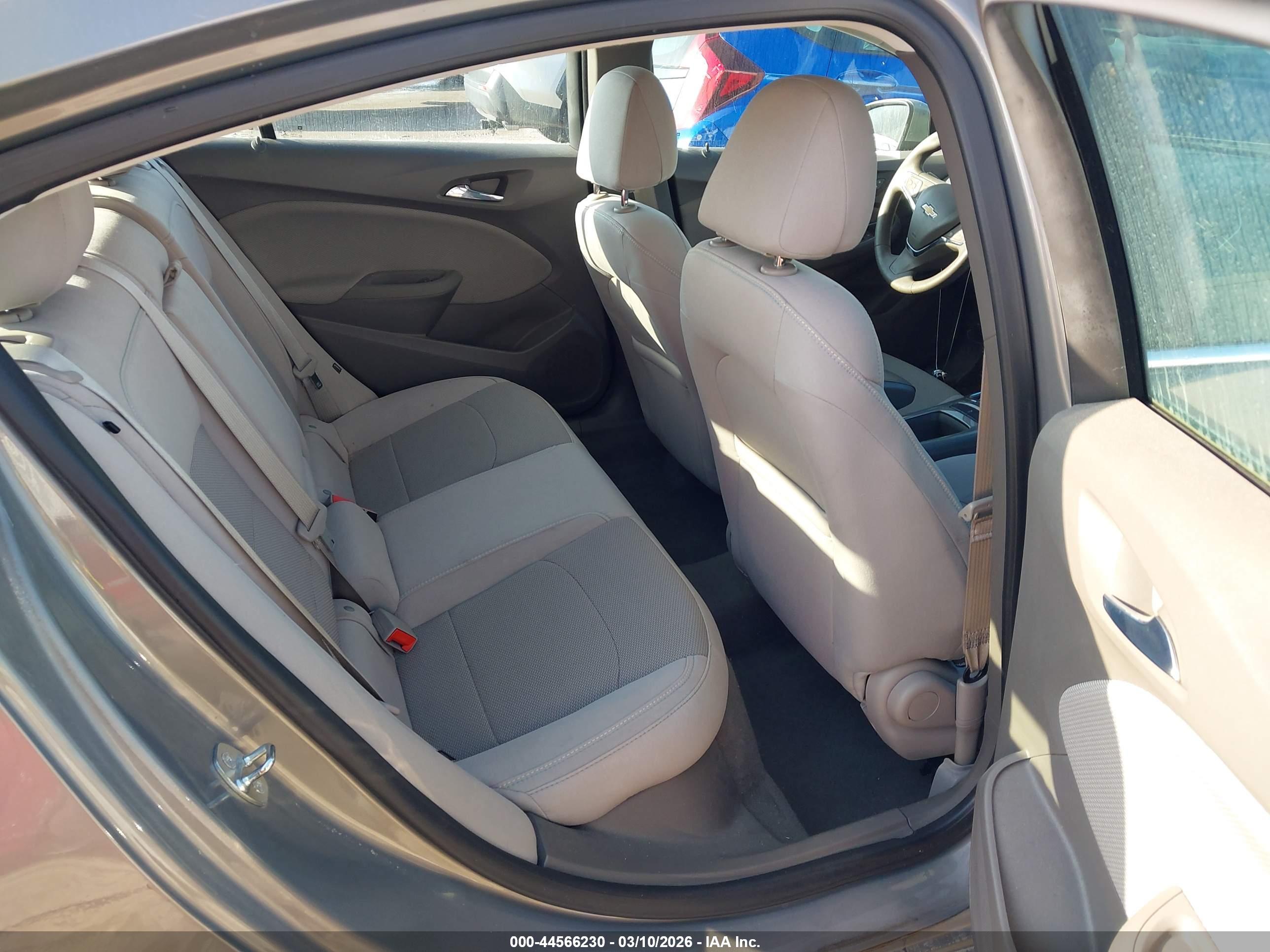 CHEVROLET CRUZE image 8