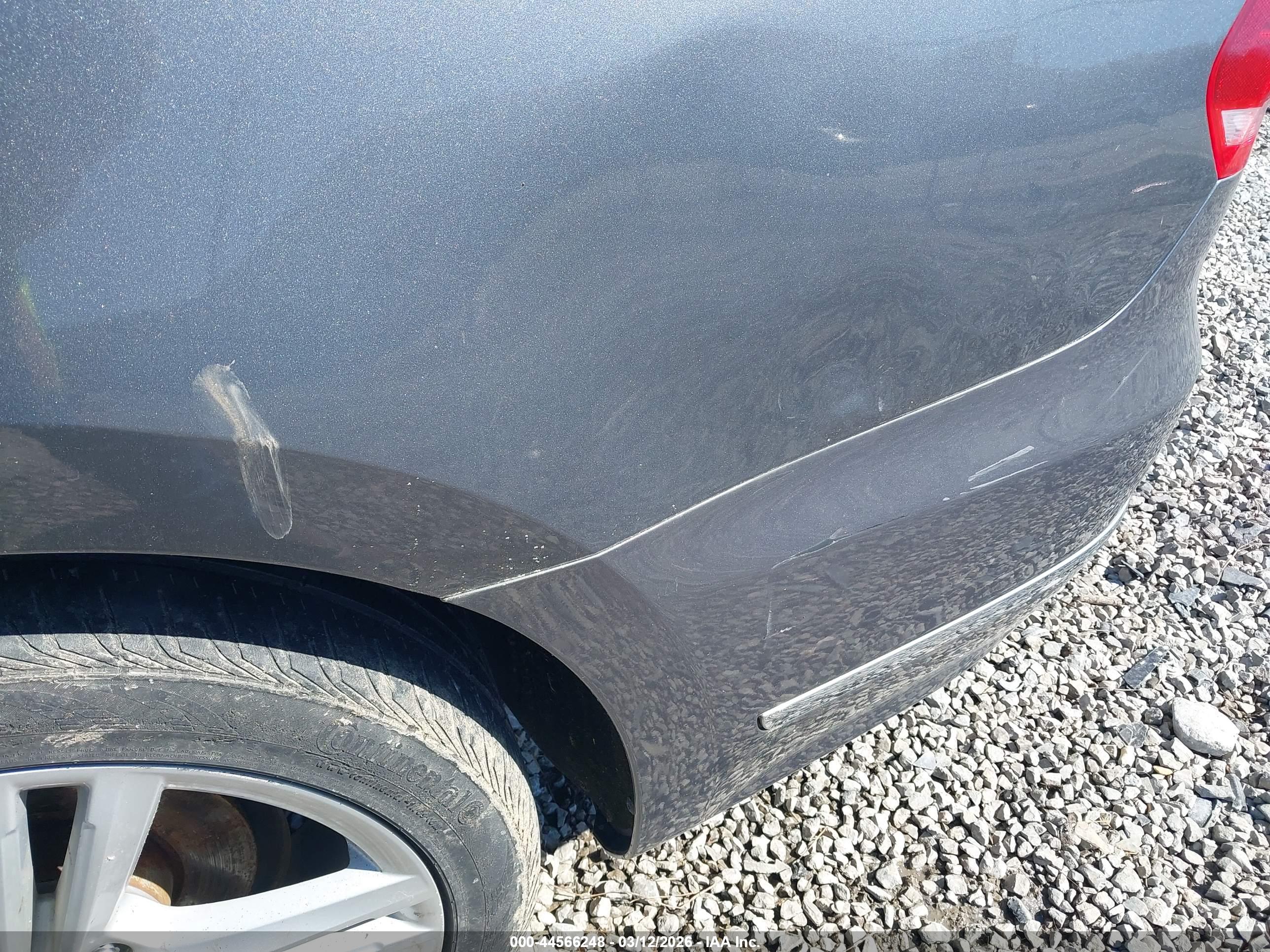 VOLKSWAGEN PASSAT image 6