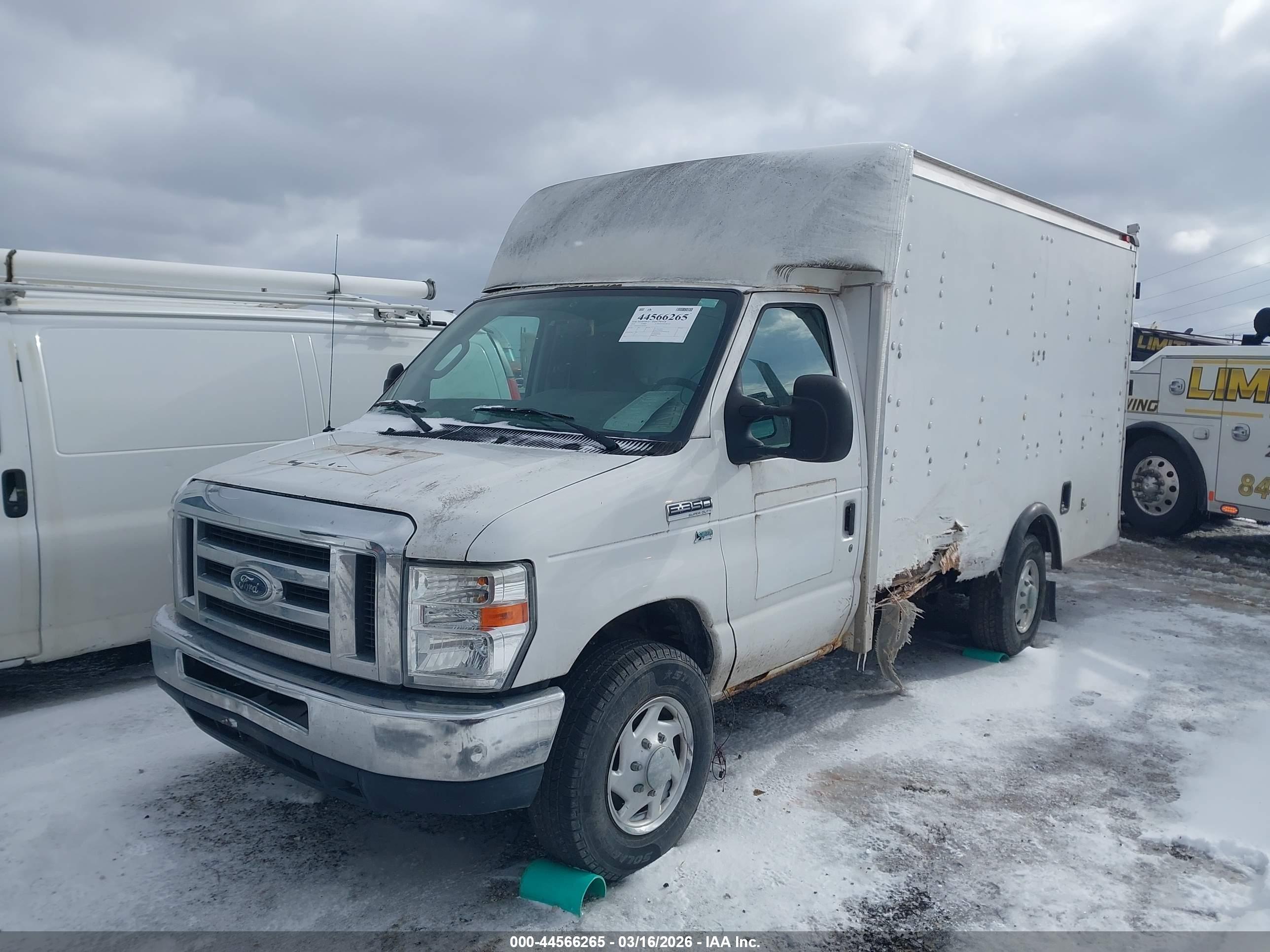 FORD E-350 image 2