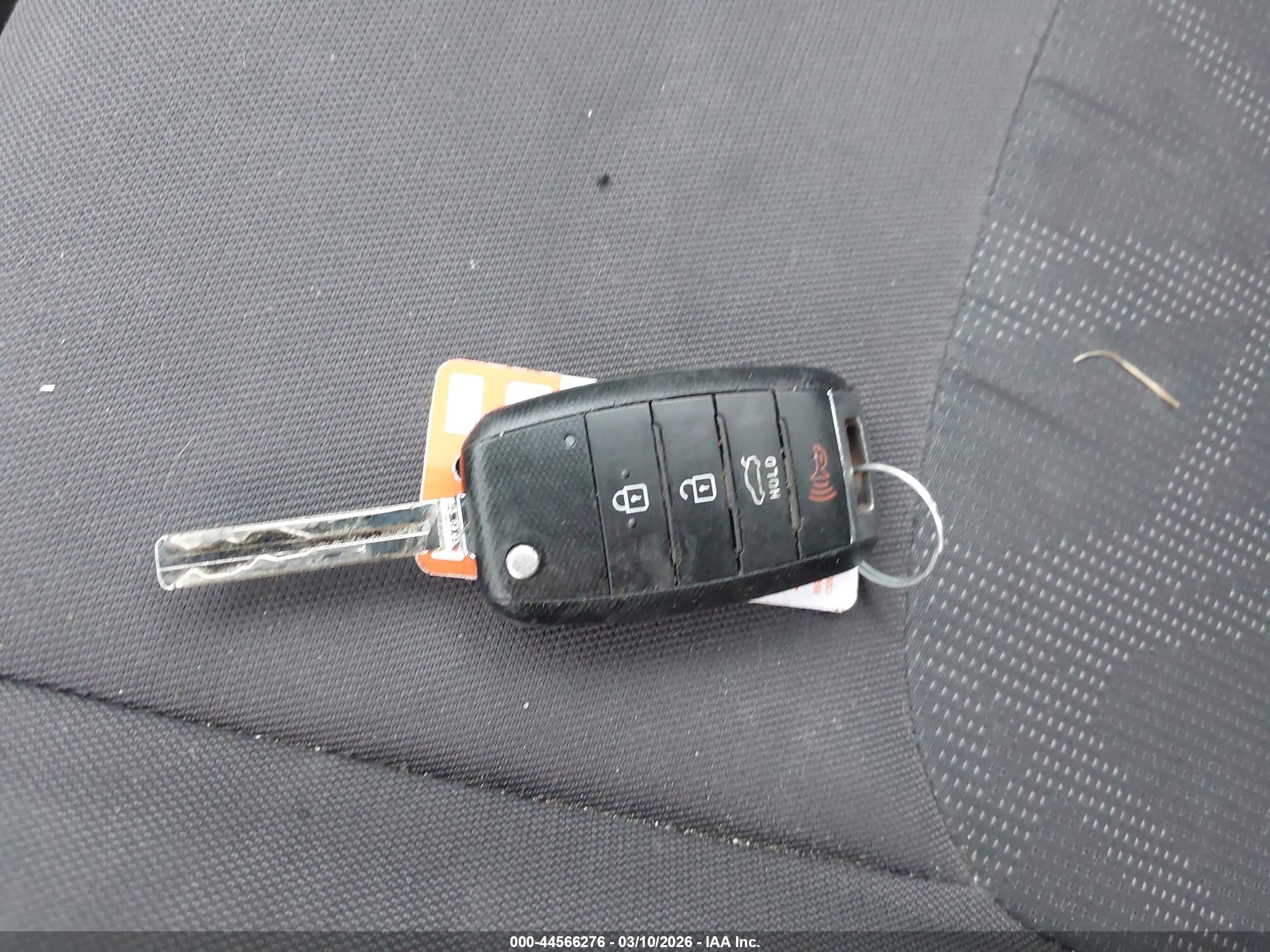 KIA RIO image 11