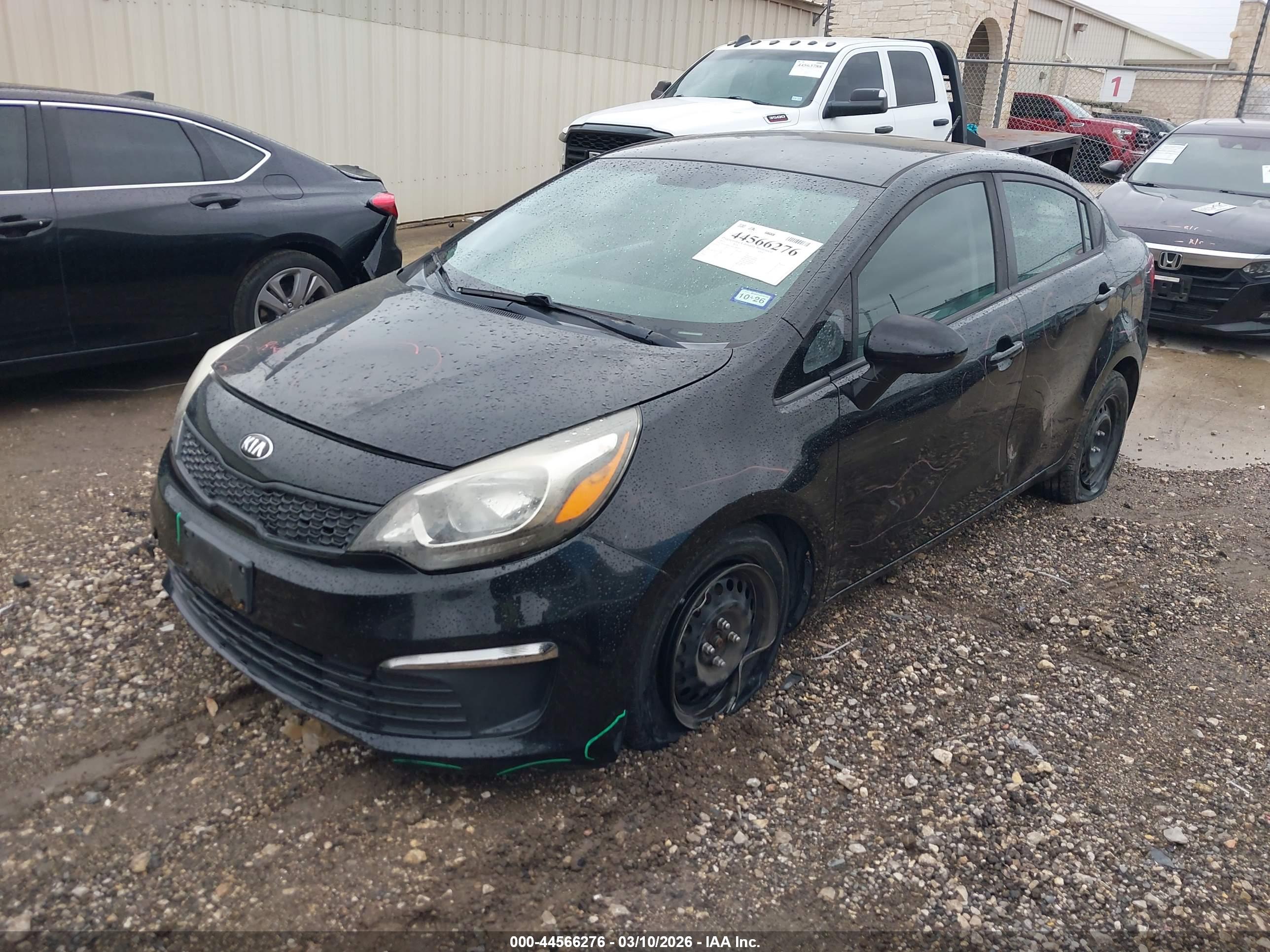 KIA RIO image 2