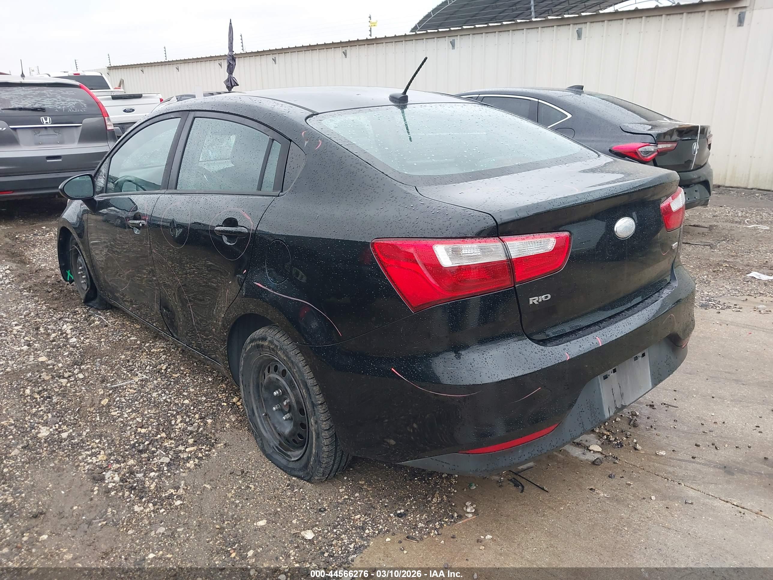 KIA RIO image 3