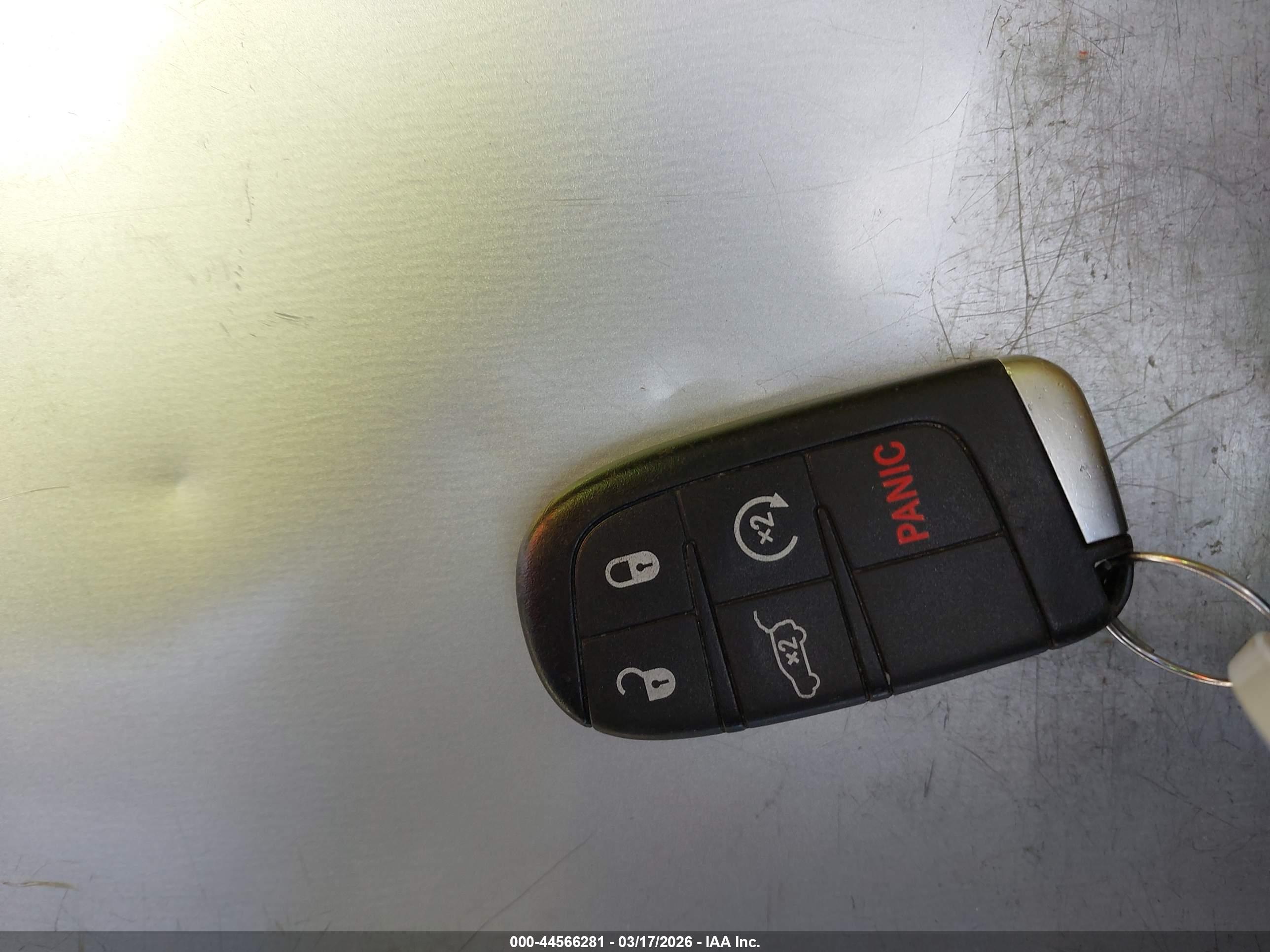 JEEP GRAND image 11