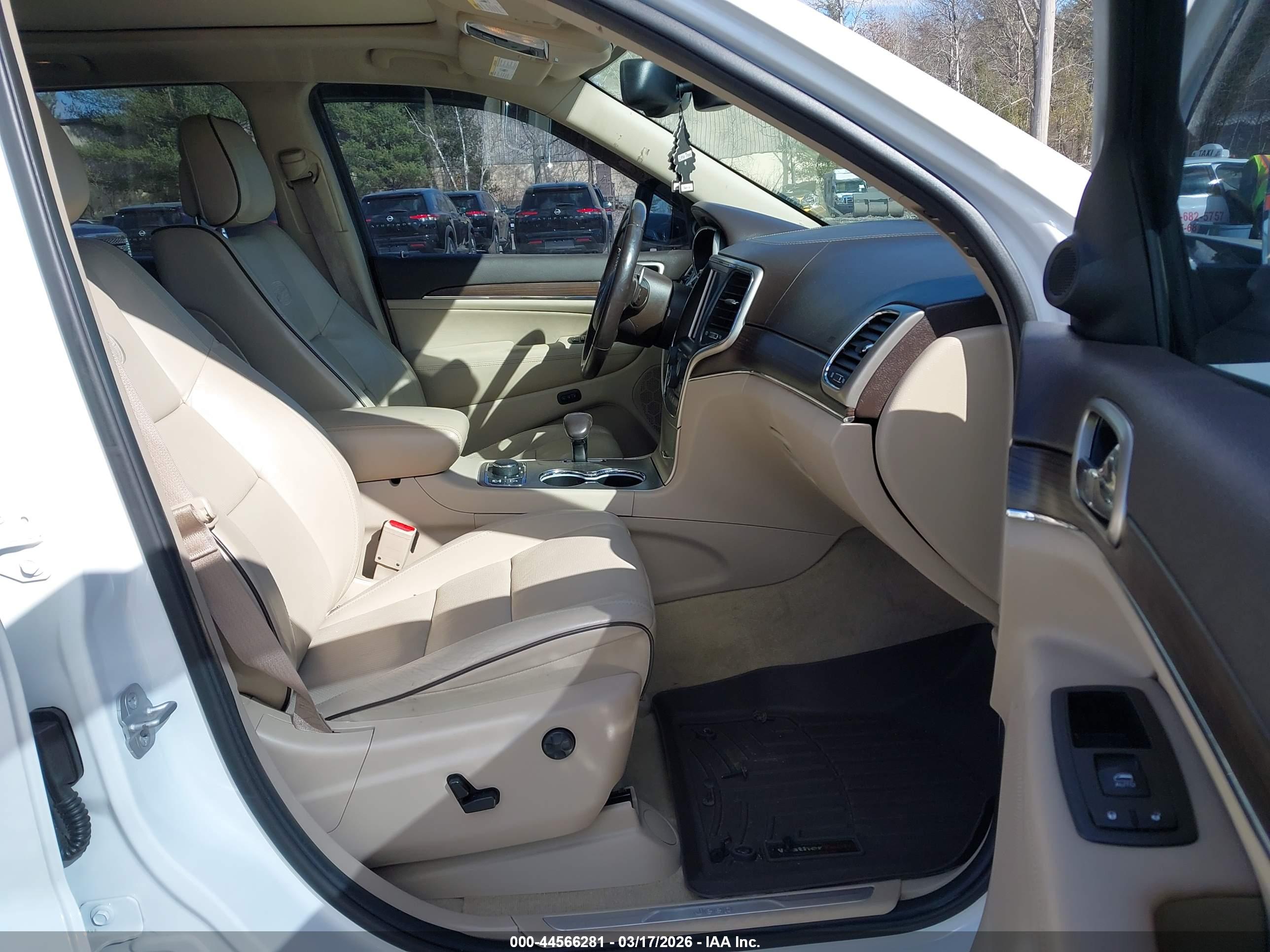 JEEP GRAND image 5