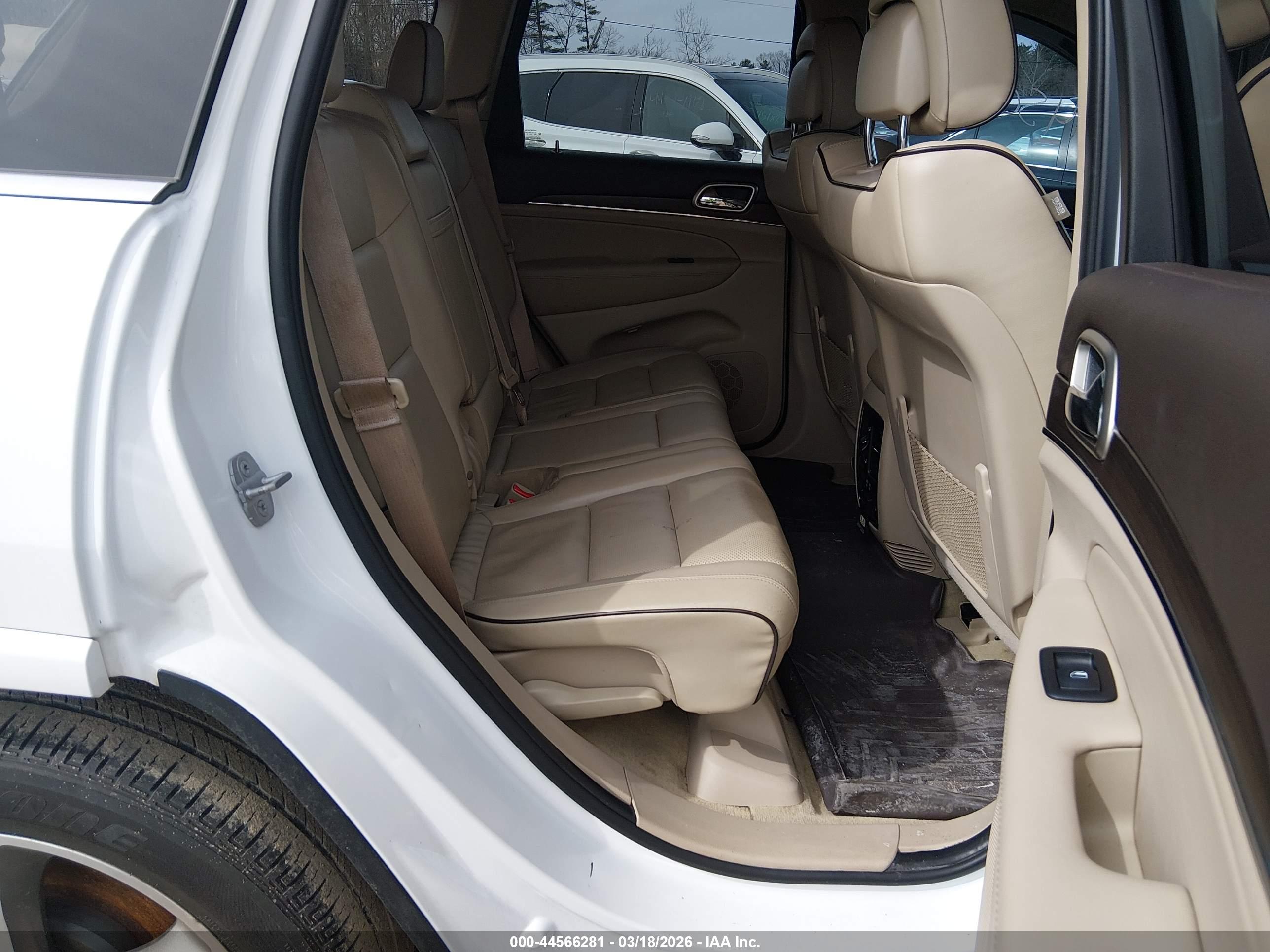 JEEP GRAND image 8