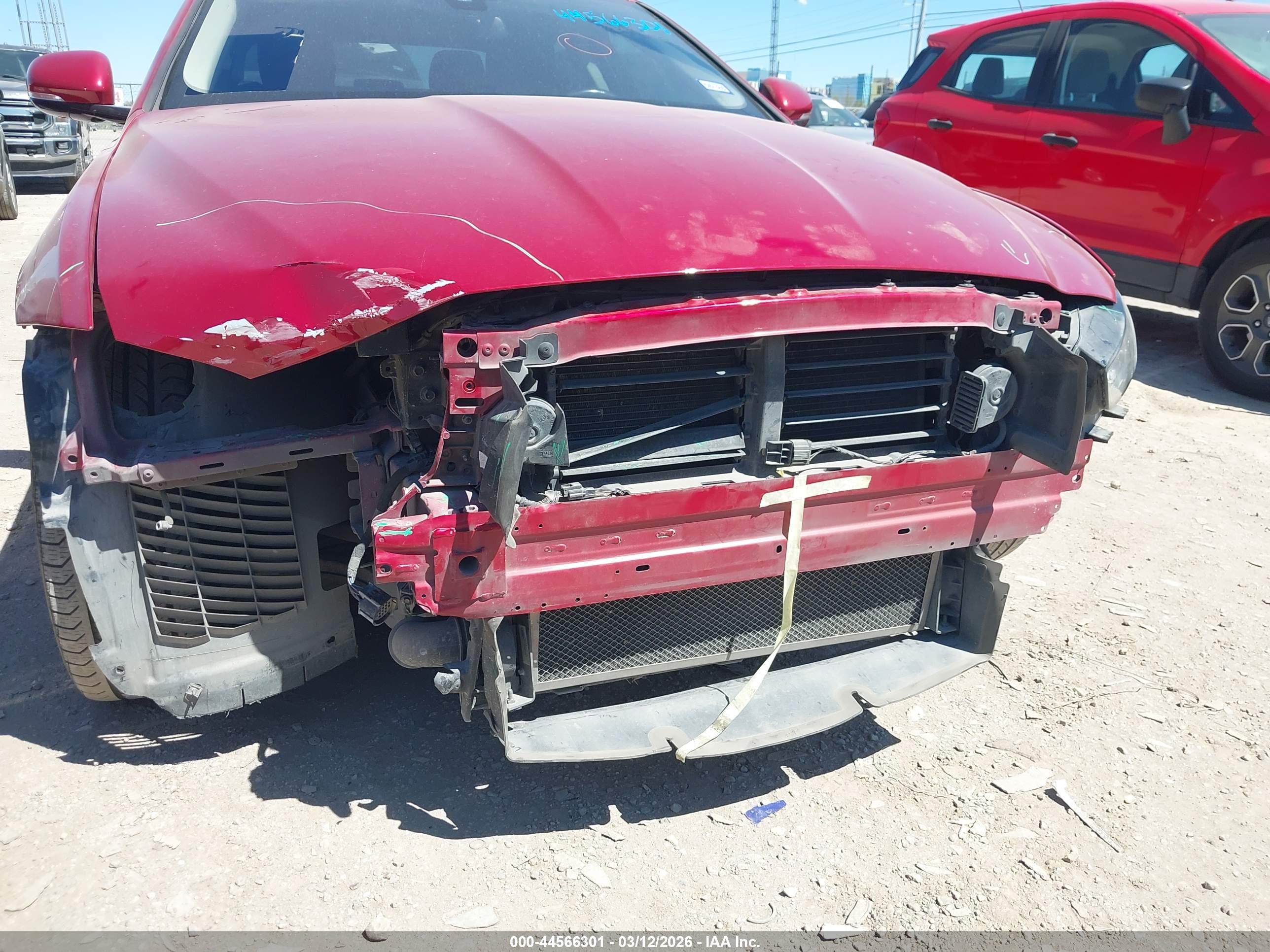 JAGUAR XE image 6