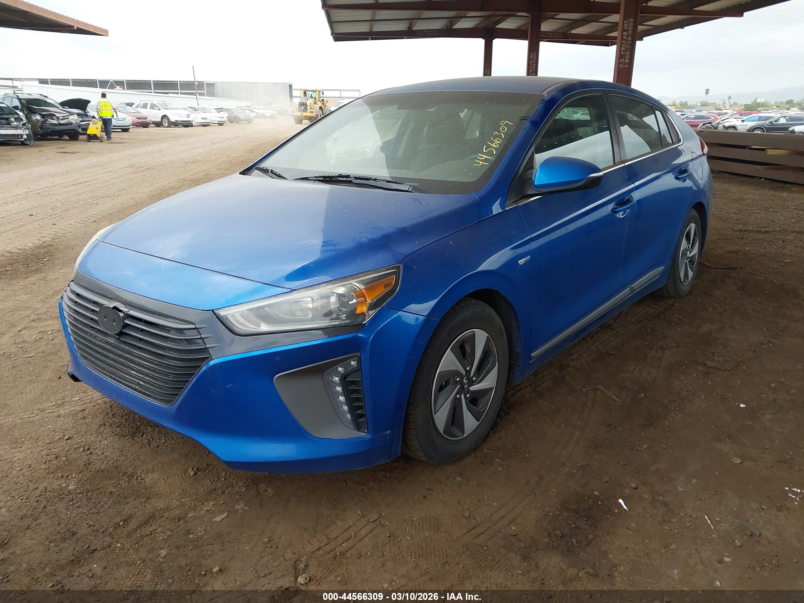 HYUNDAI IONIQ image 2