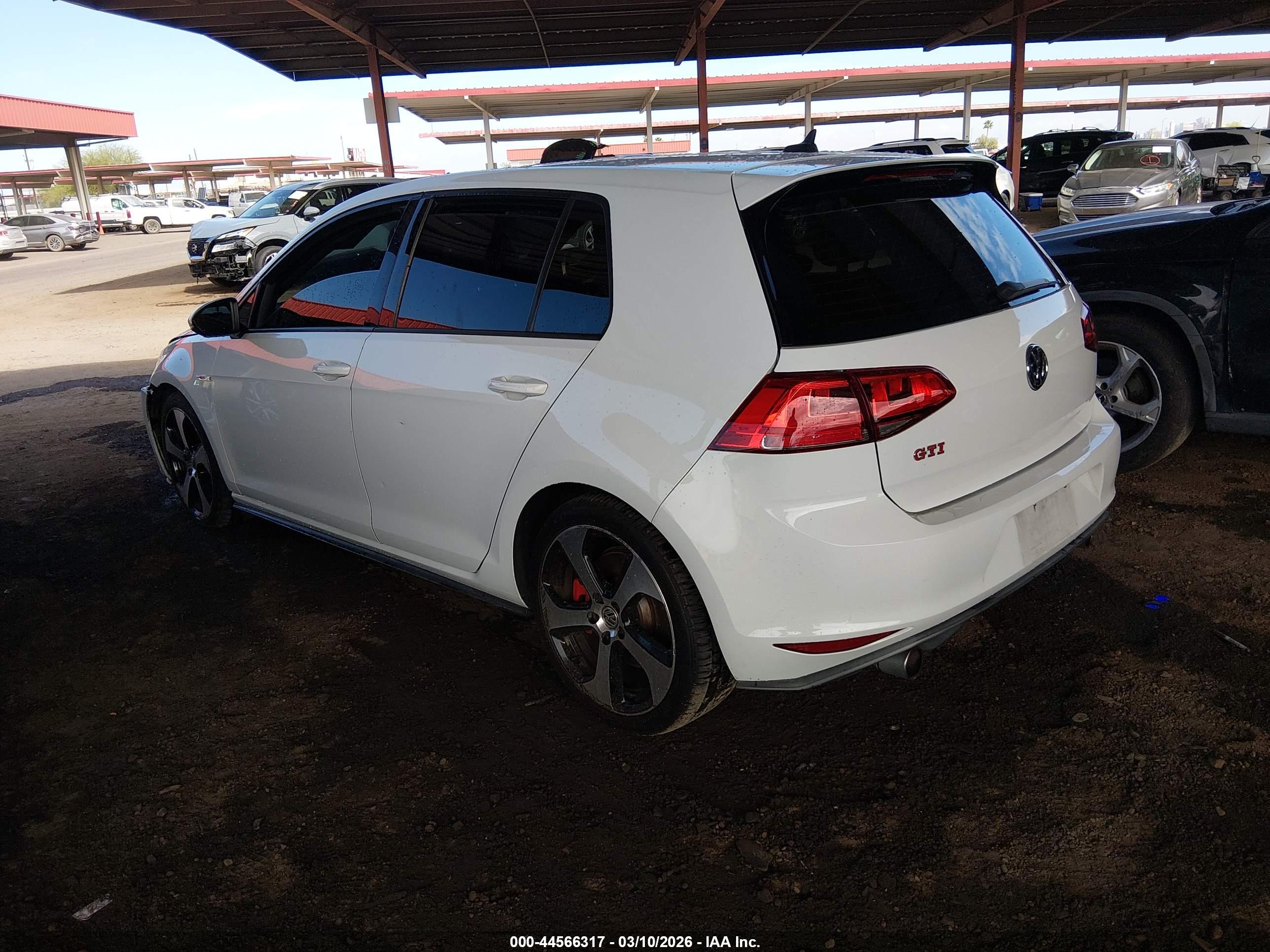 VOLKSWAGEN GOLF image 3