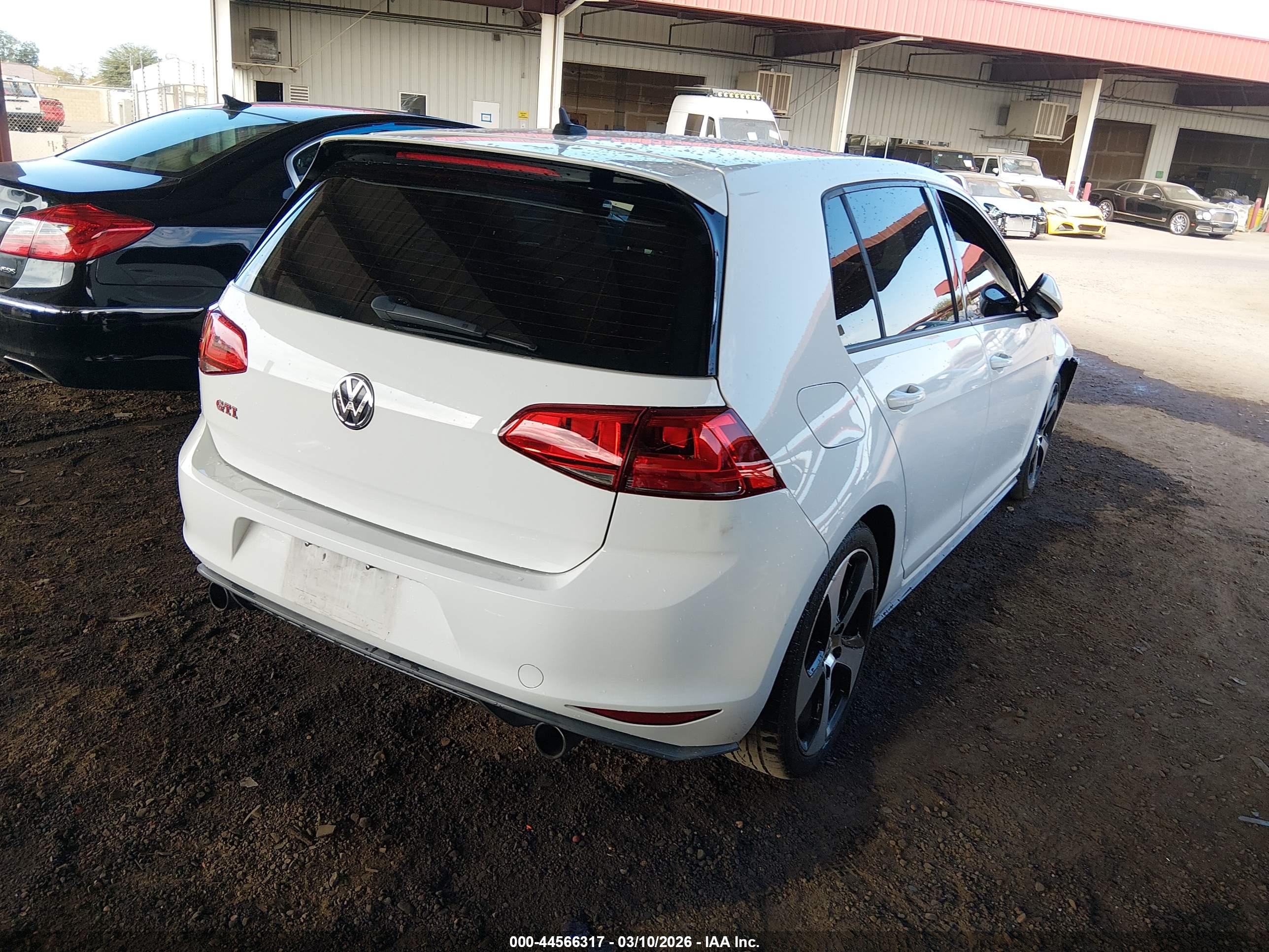 VOLKSWAGEN GOLF image 4