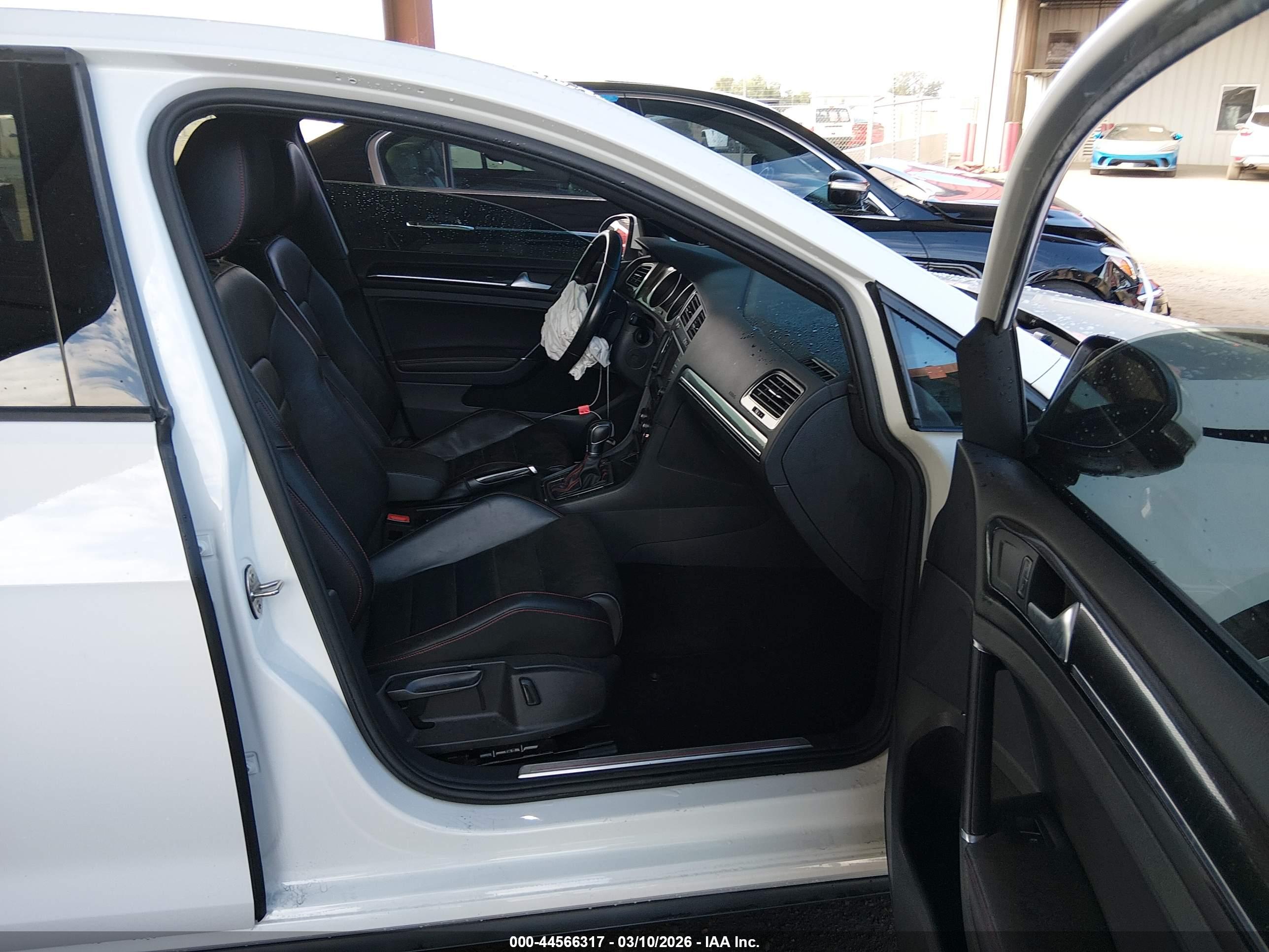 VOLKSWAGEN GOLF image 5