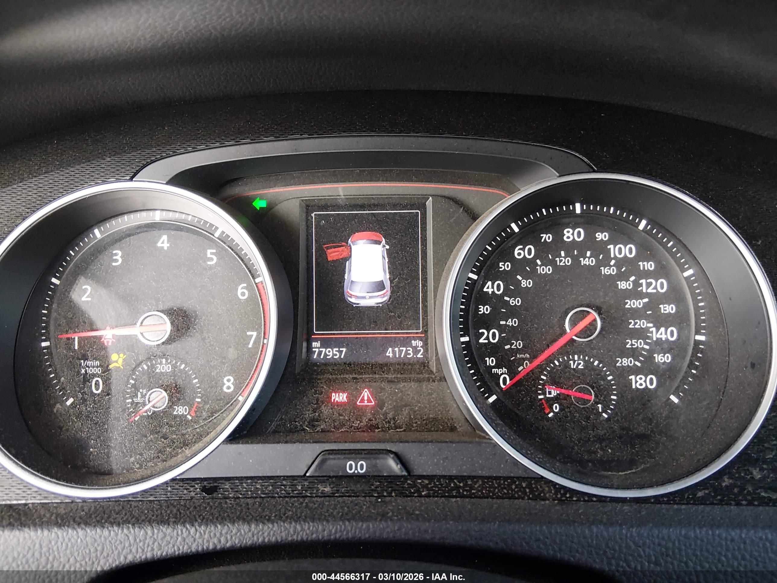 VOLKSWAGEN GOLF image 7