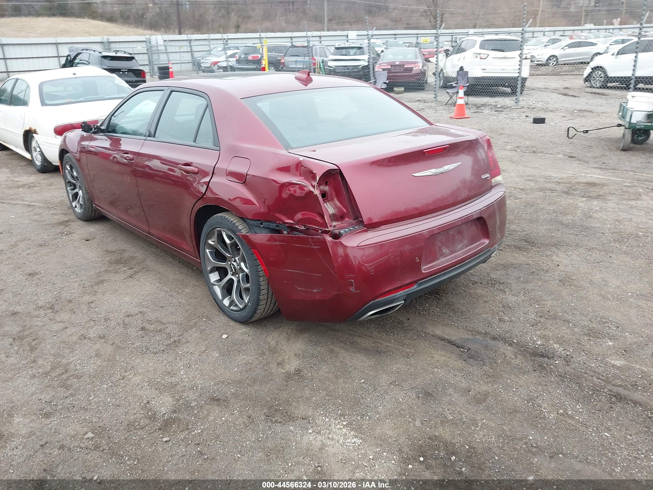 CHRYSLER 300 image 3