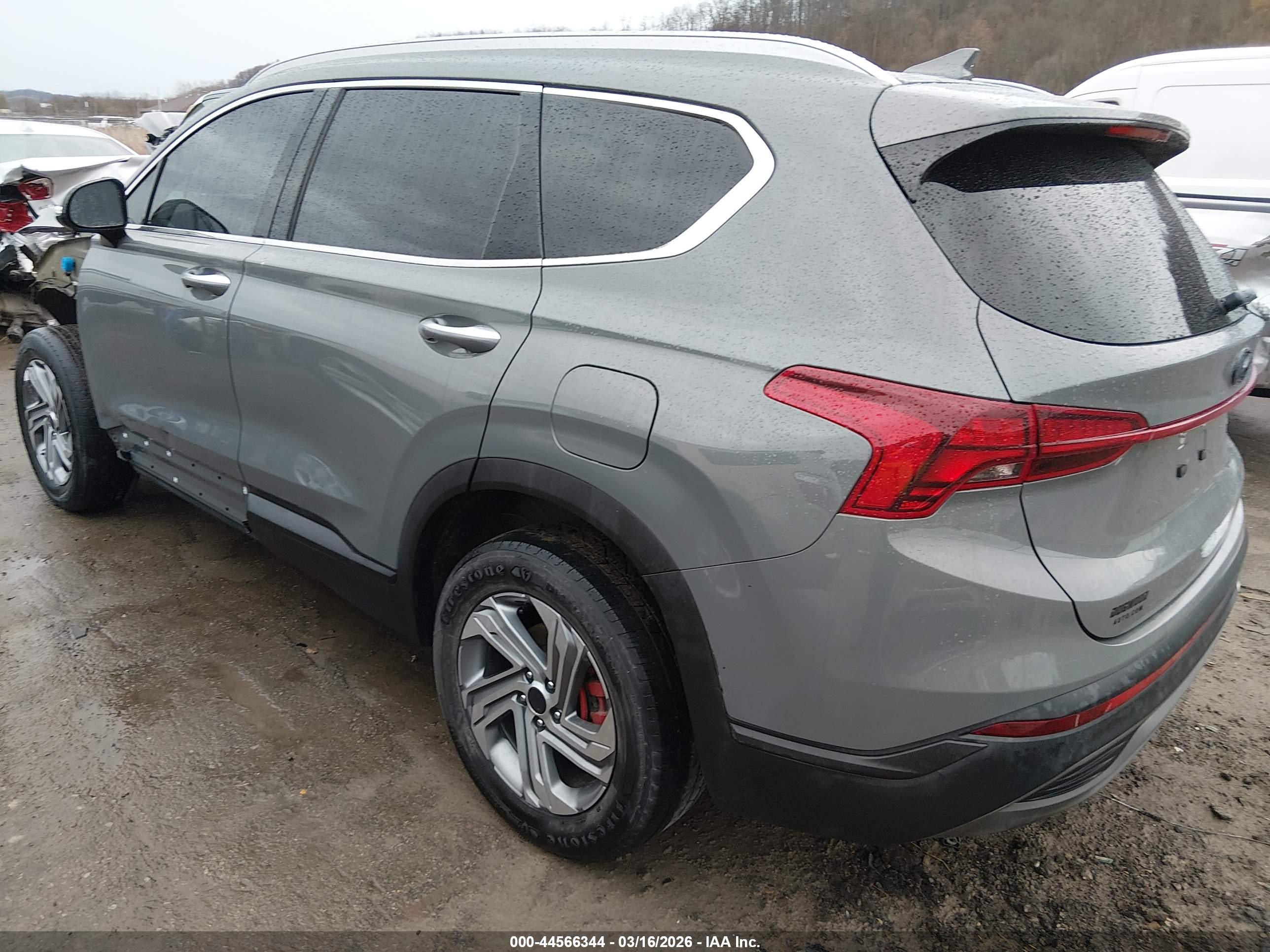HYUNDAI SANTA image 3