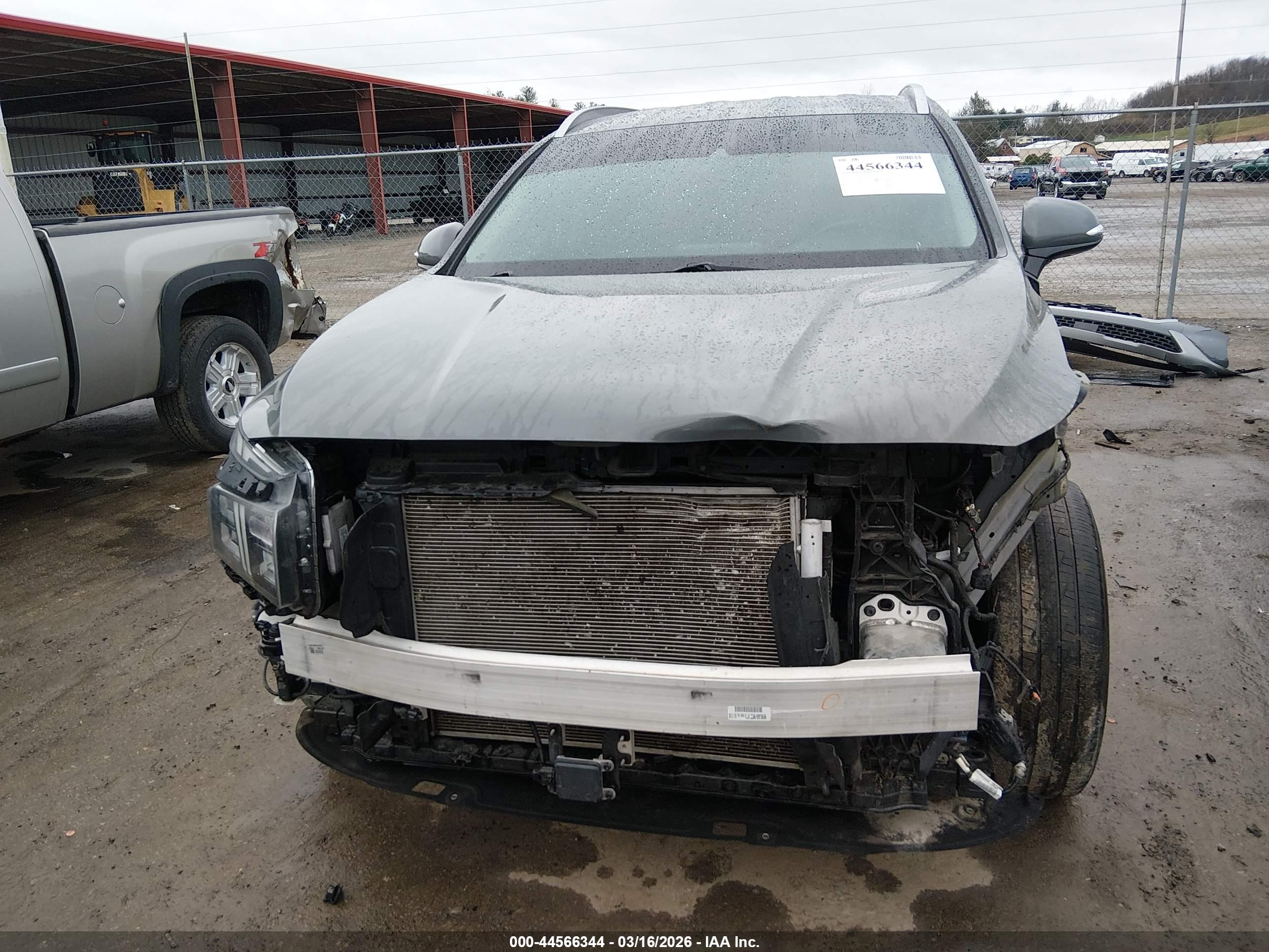 HYUNDAI SANTA image 6