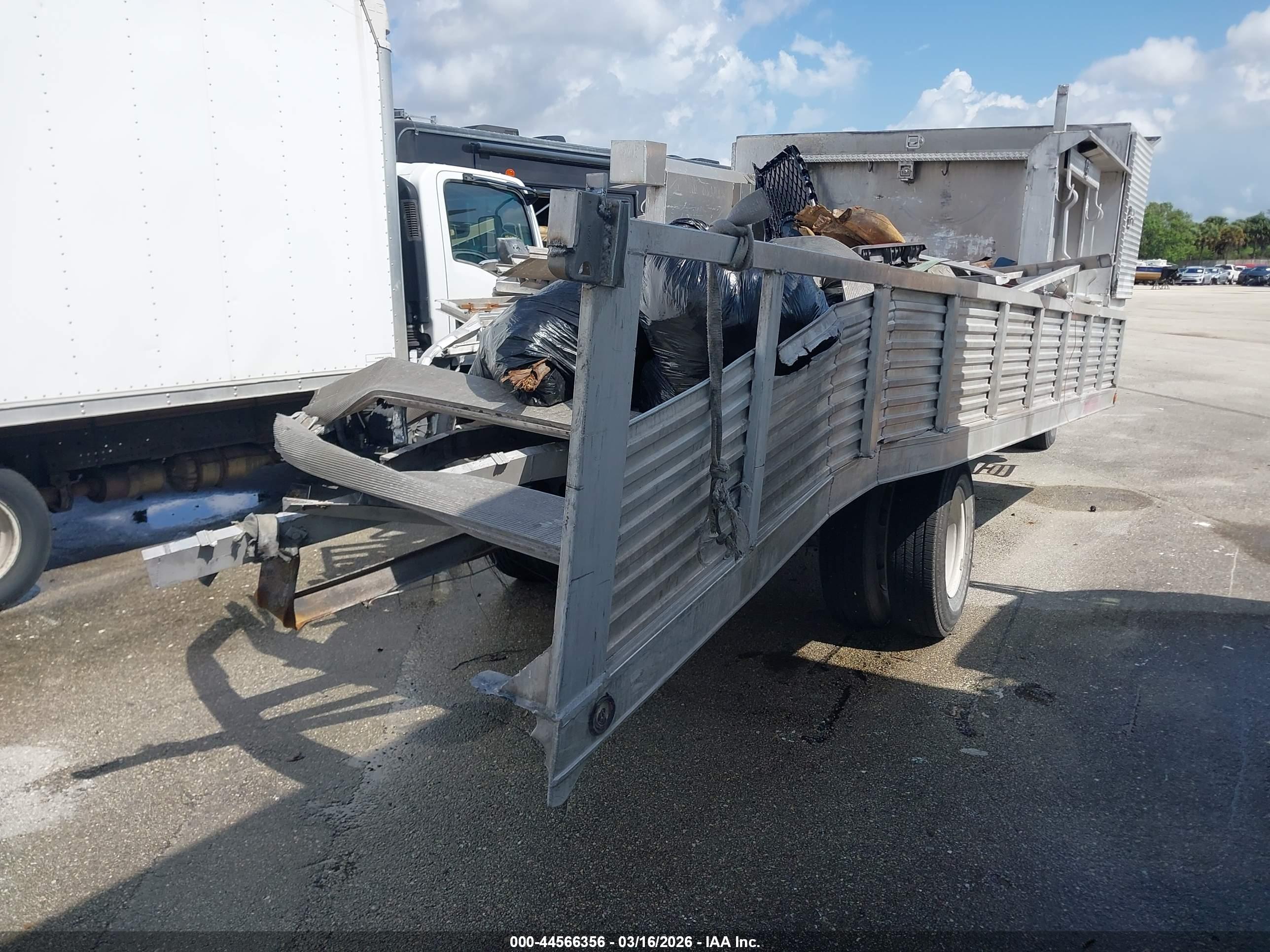 GMC W4S042 image 4
