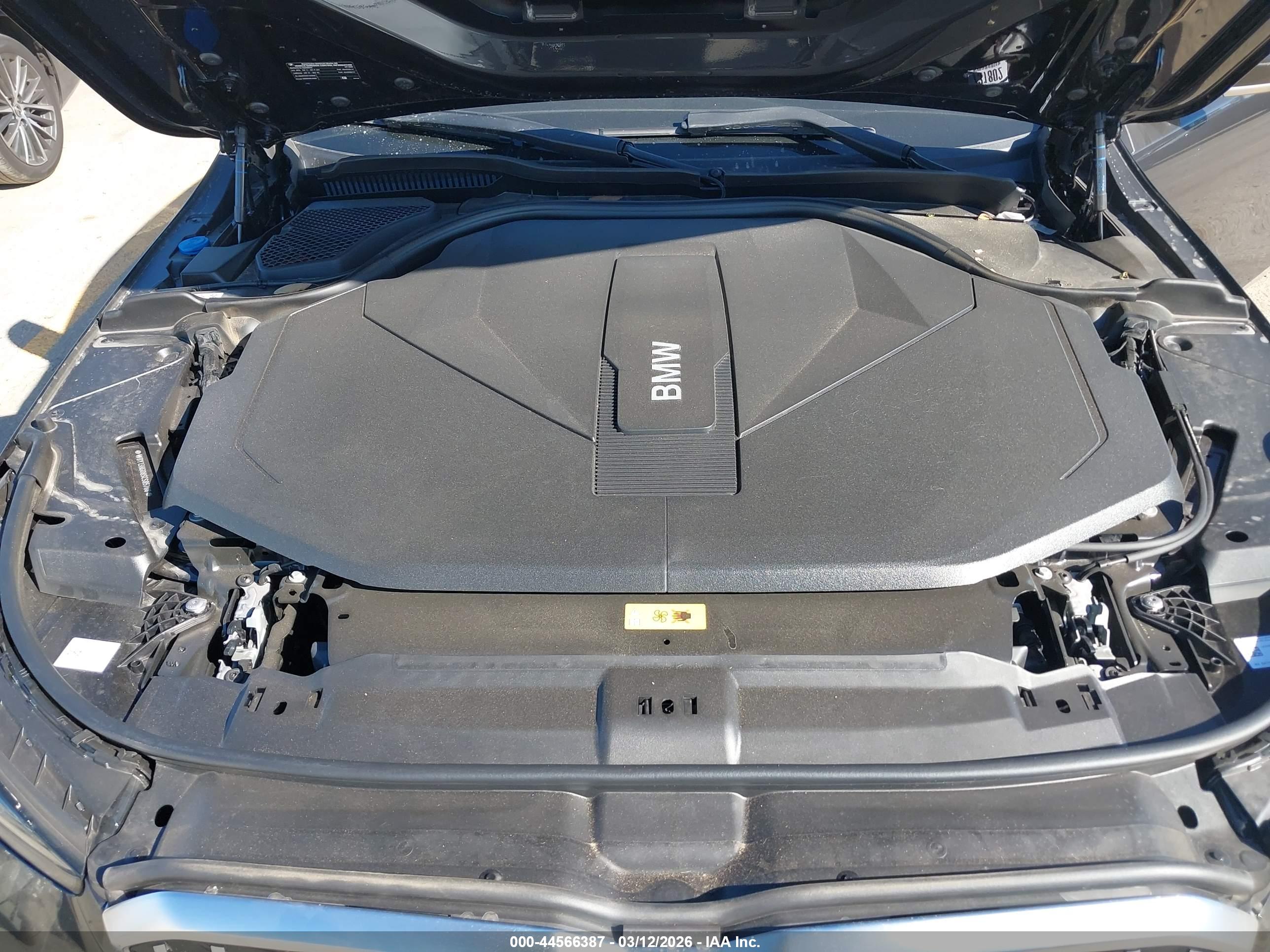 BMW I5 image 10