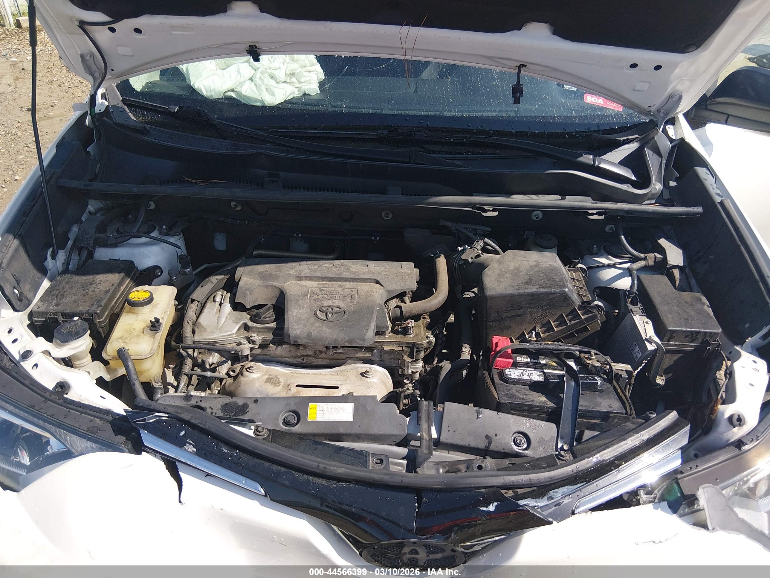 TOYOTA RAV4 image 10