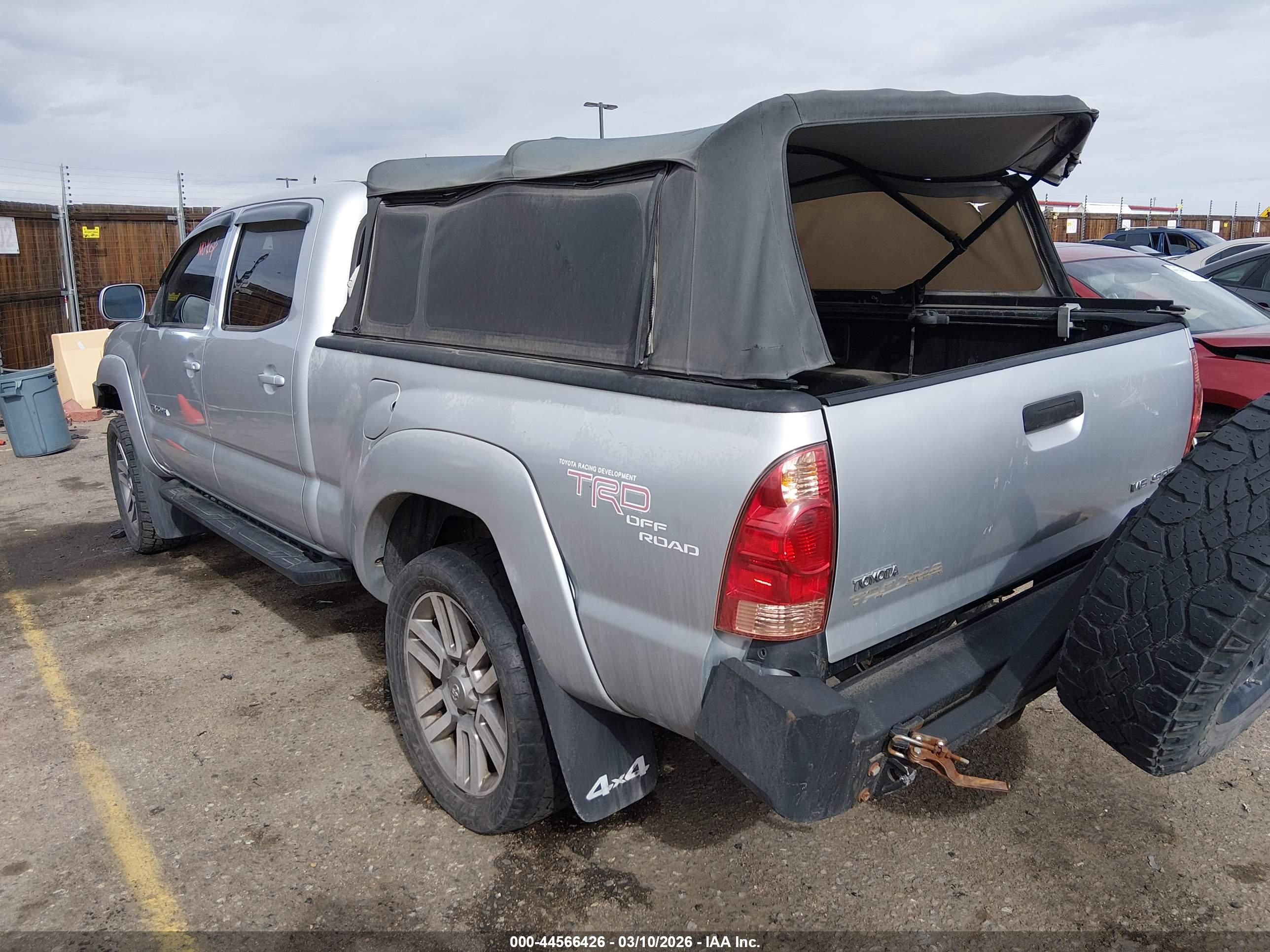 TOYOTA TACOMA image 3