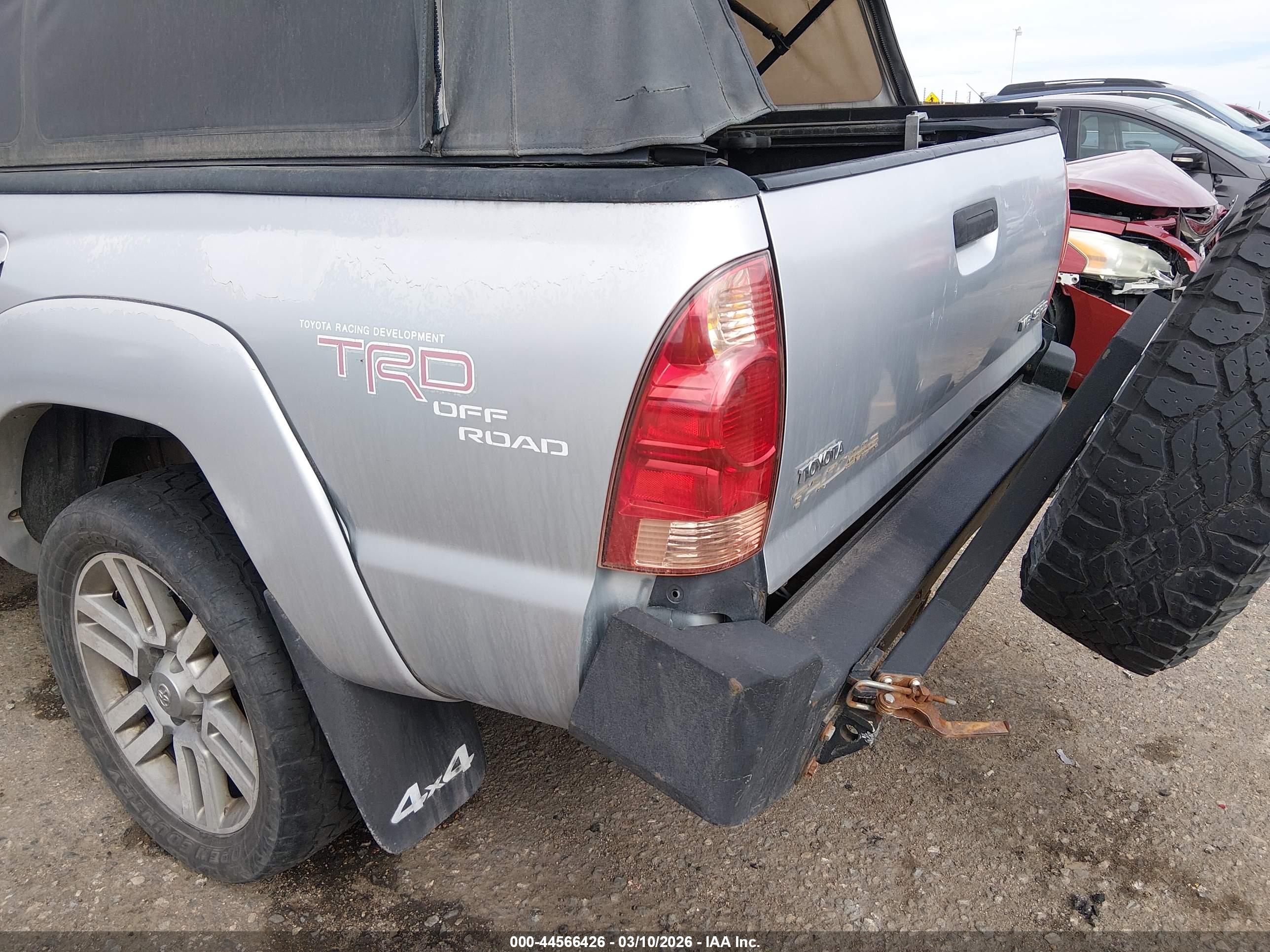 TOYOTA TACOMA image 6