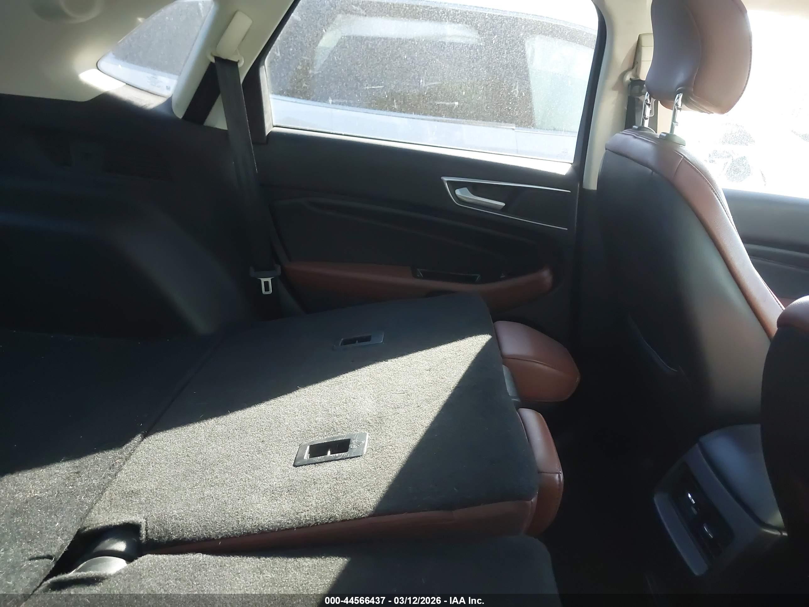 FORD EDGE image 8