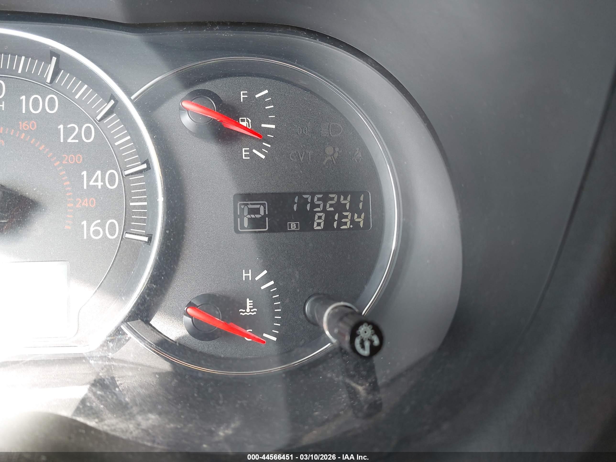 NISSAN MAXIMA image 7