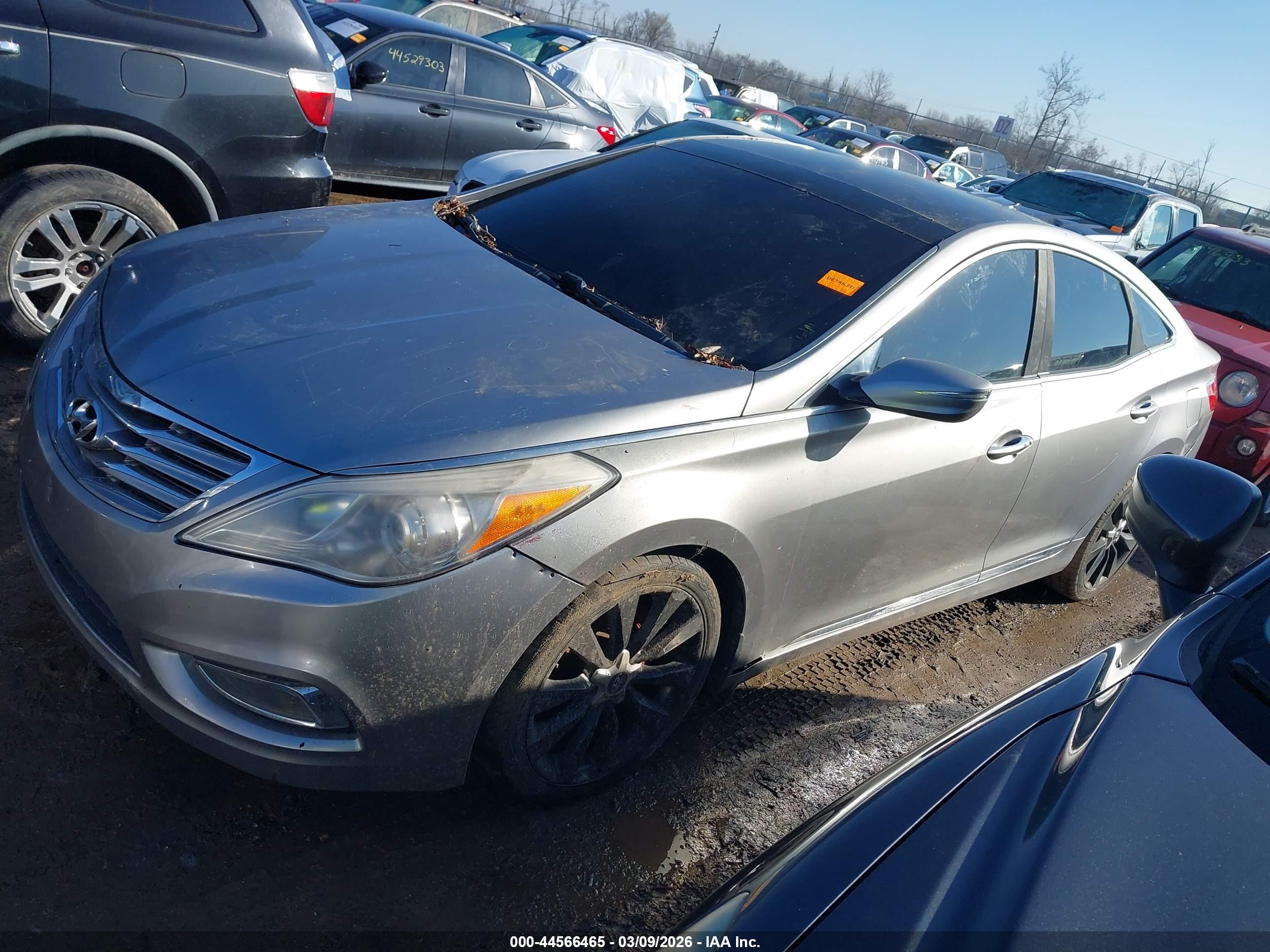 HYUNDAI AZERA image 2