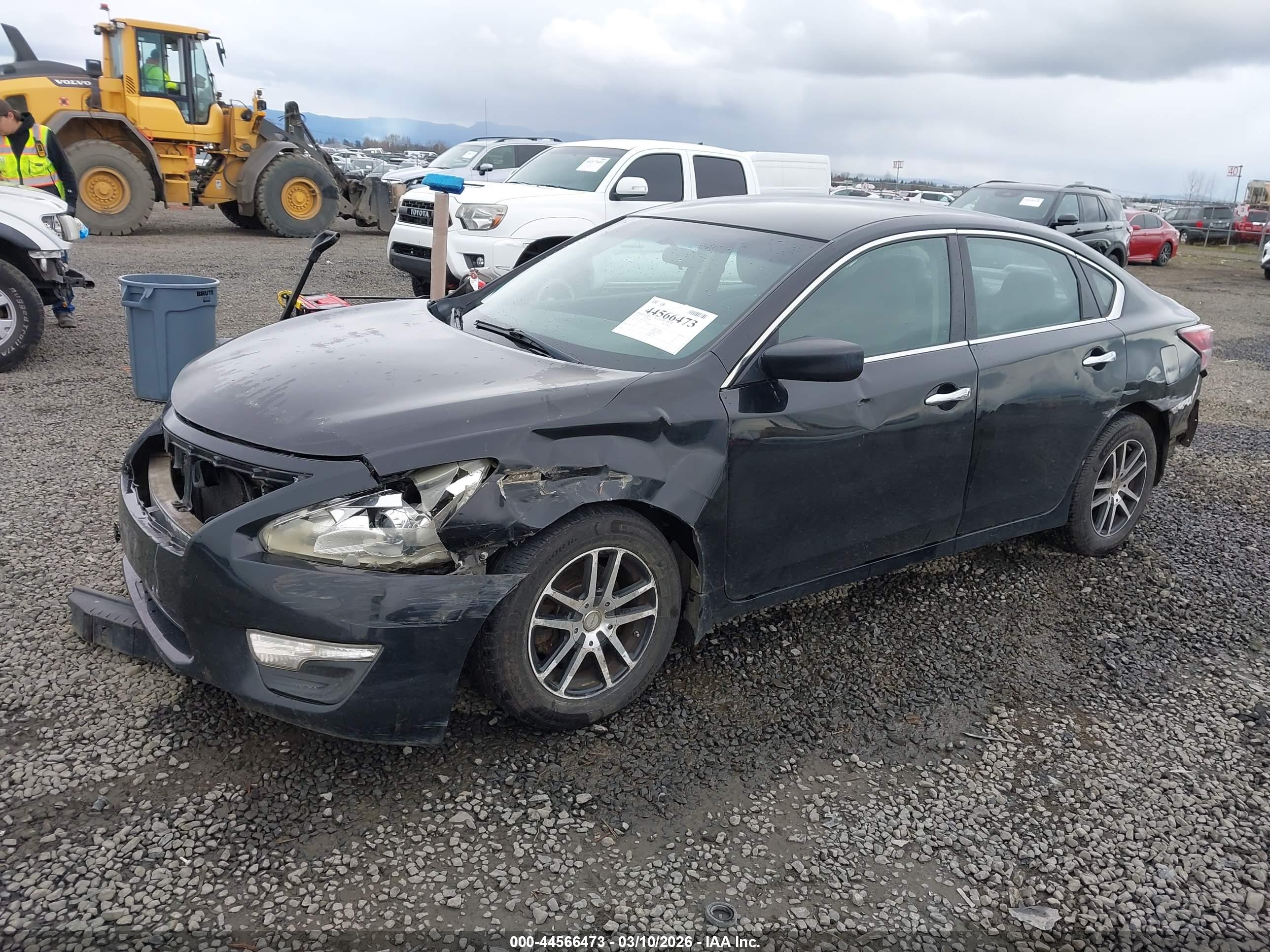 NISSAN ALTIMA image 2