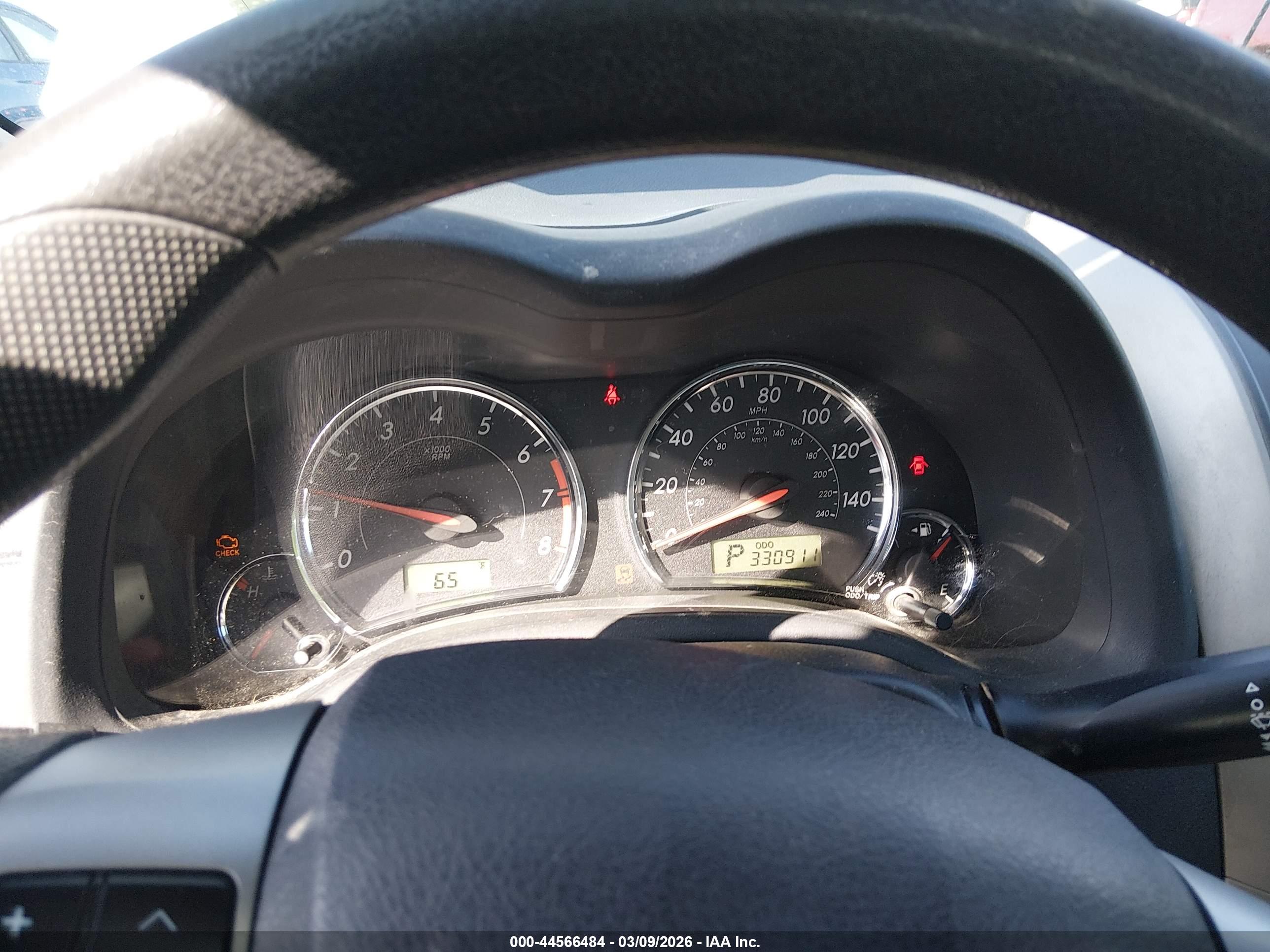 TOYOTA COROLLA image 7