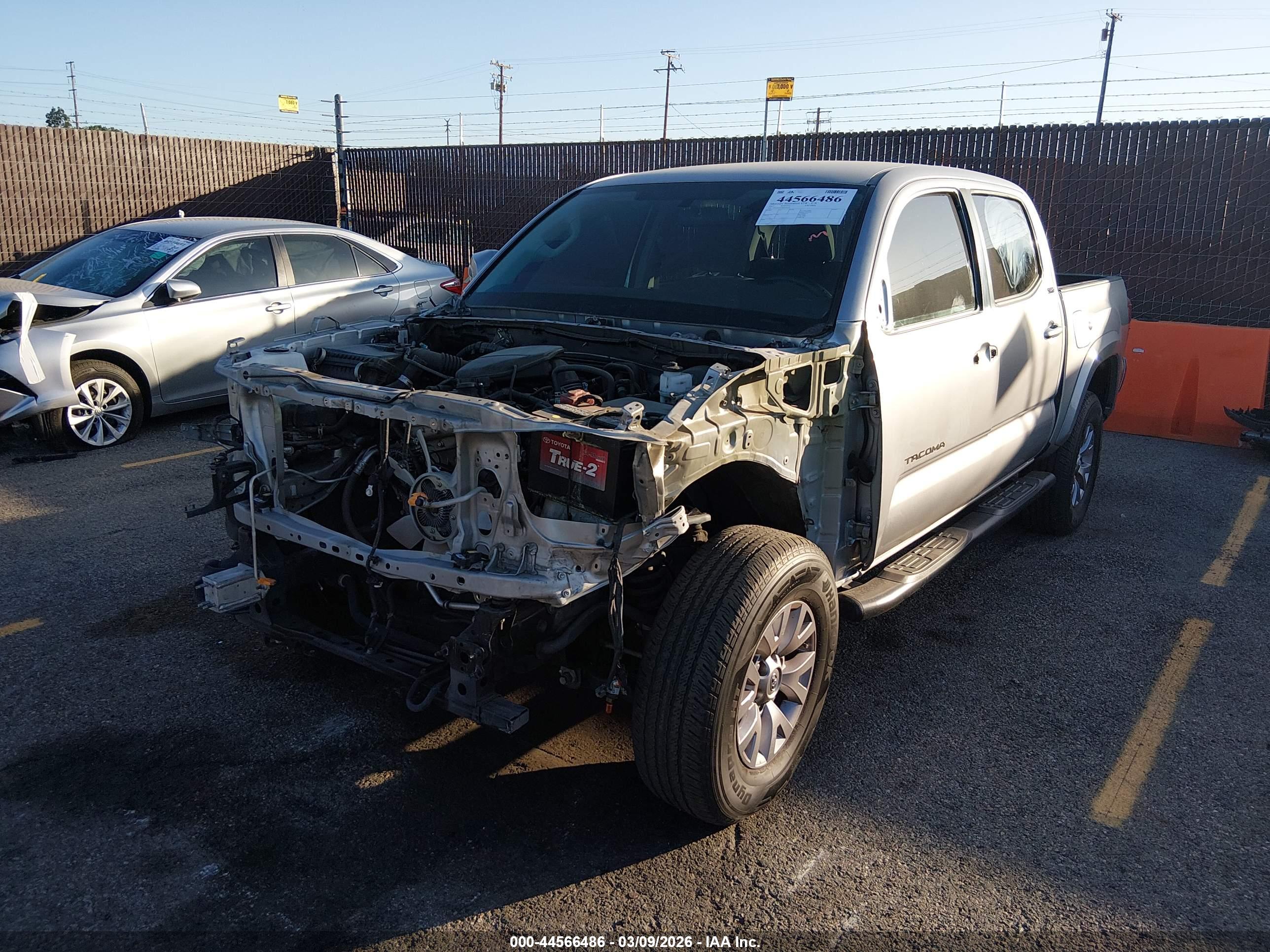 TOYOTA TACOMA image 2