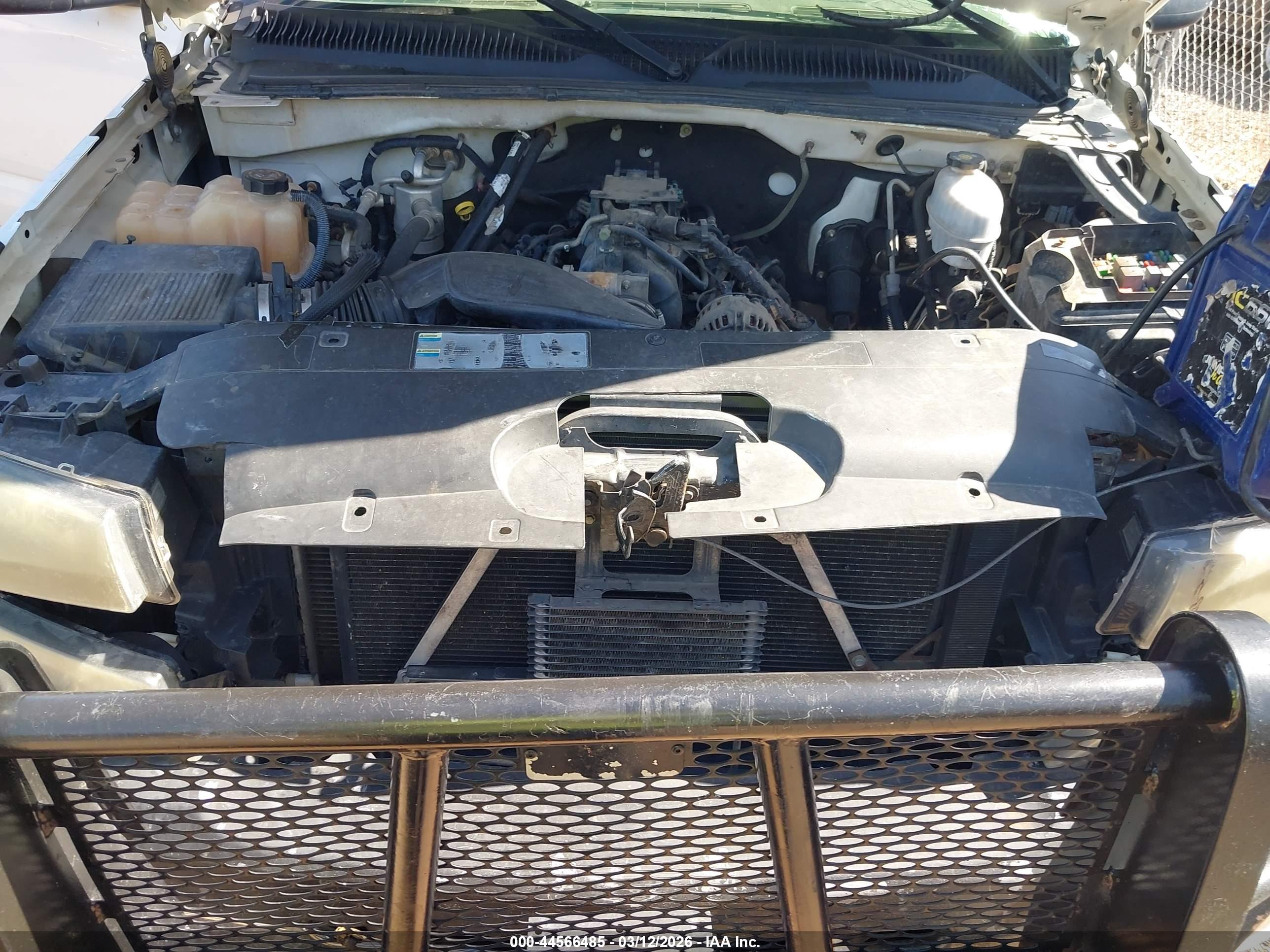 CHEVROLET SILVERADO image 10