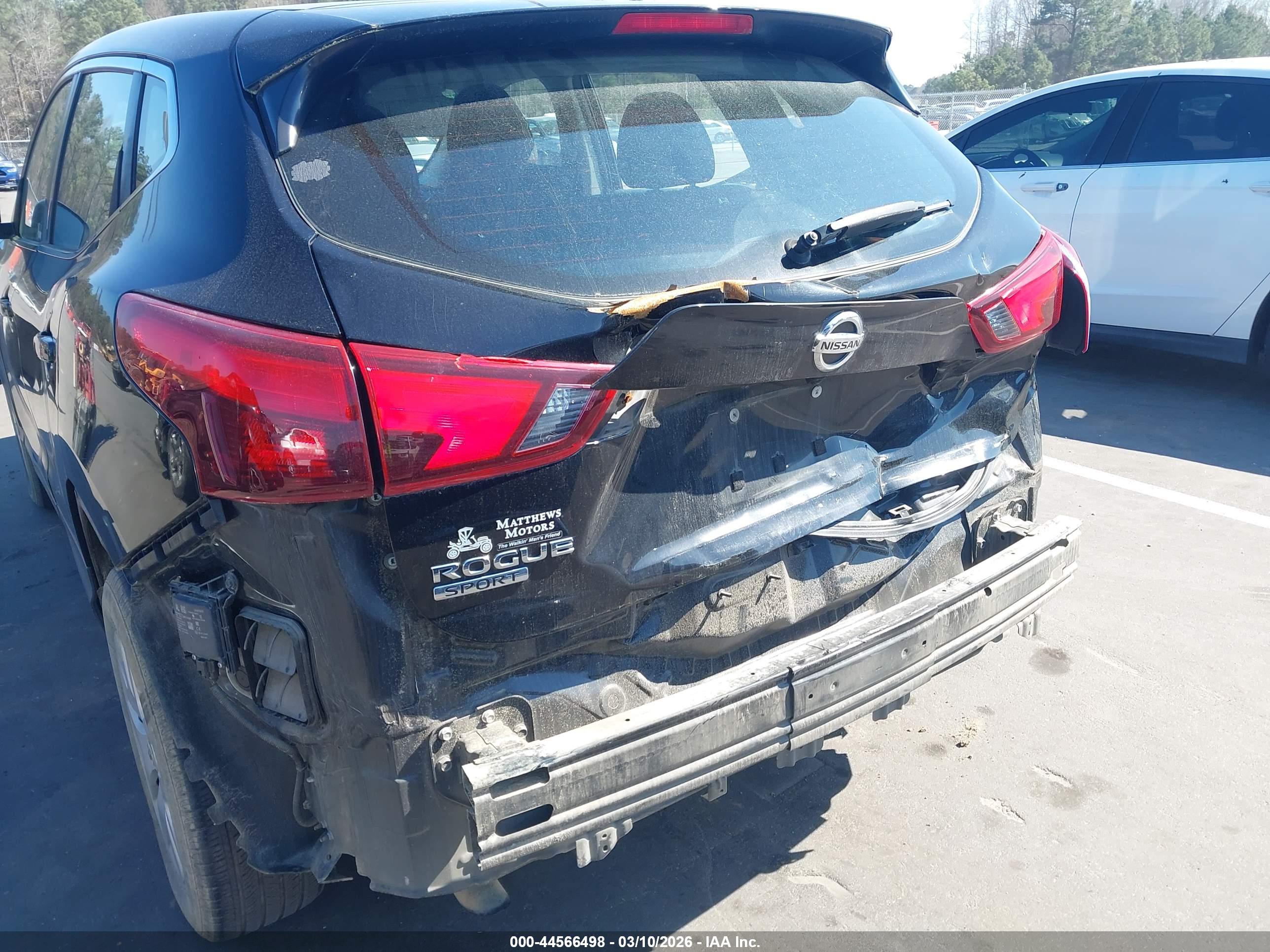 NISSAN ROGUE image 6
