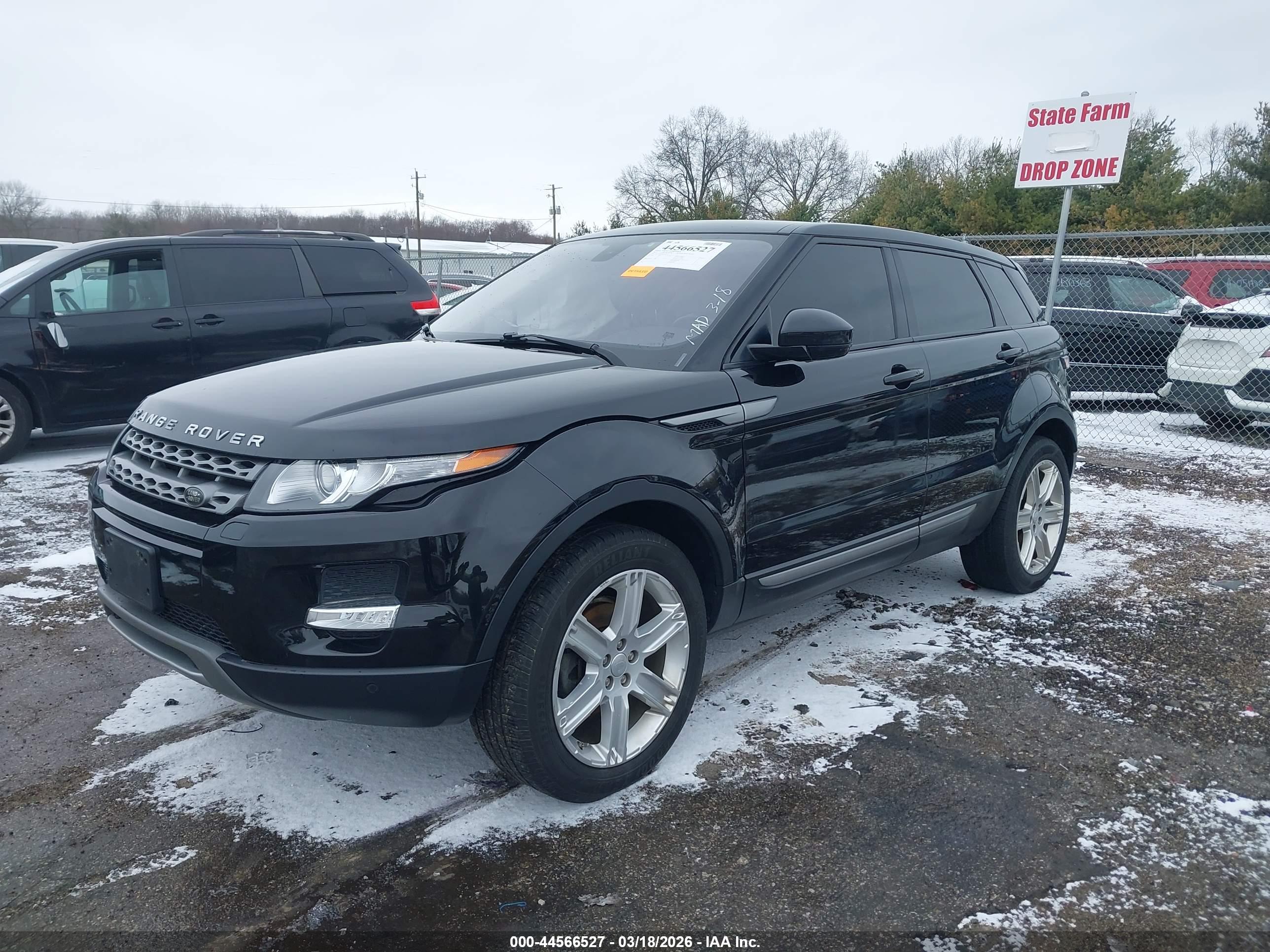 LAND ROVER image 2