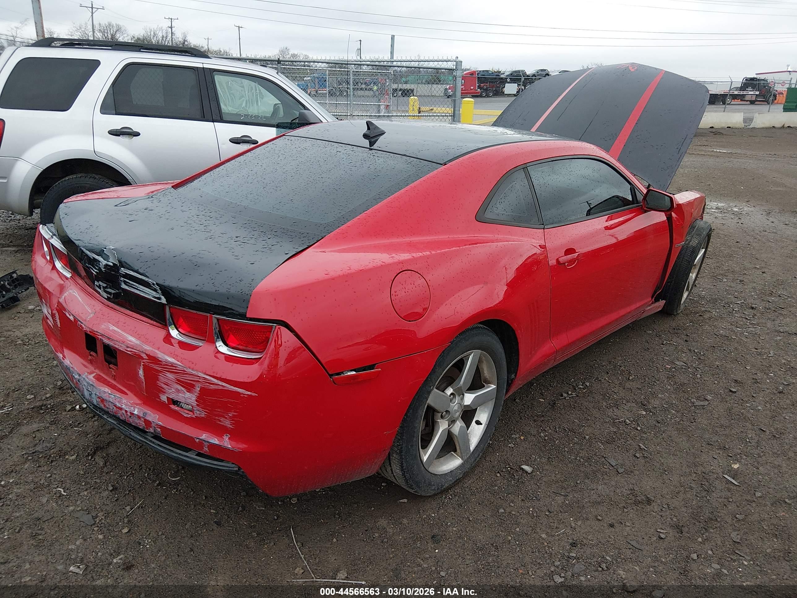 CHEVROLET CAMARO image 4