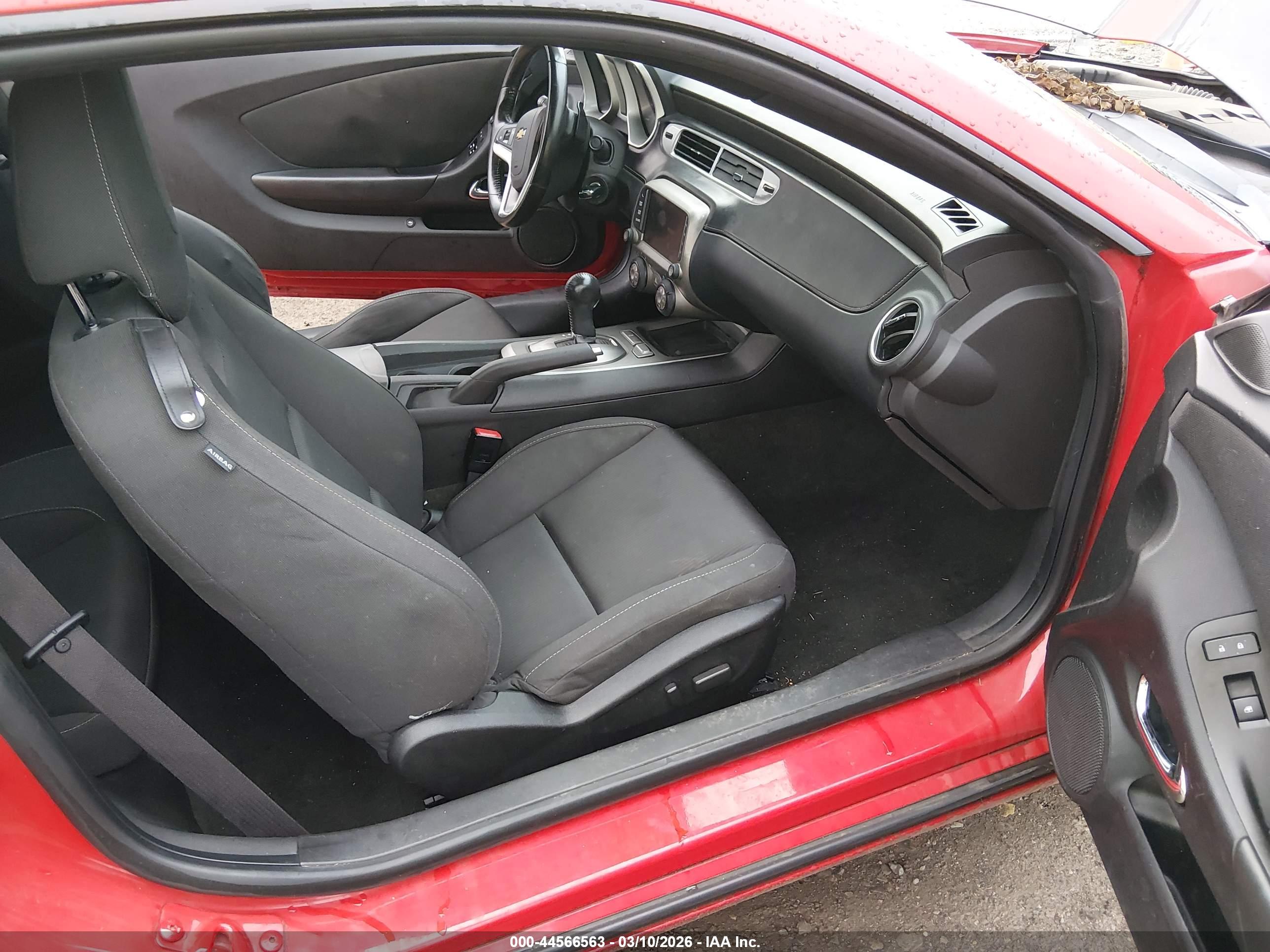 CHEVROLET CAMARO image 5
