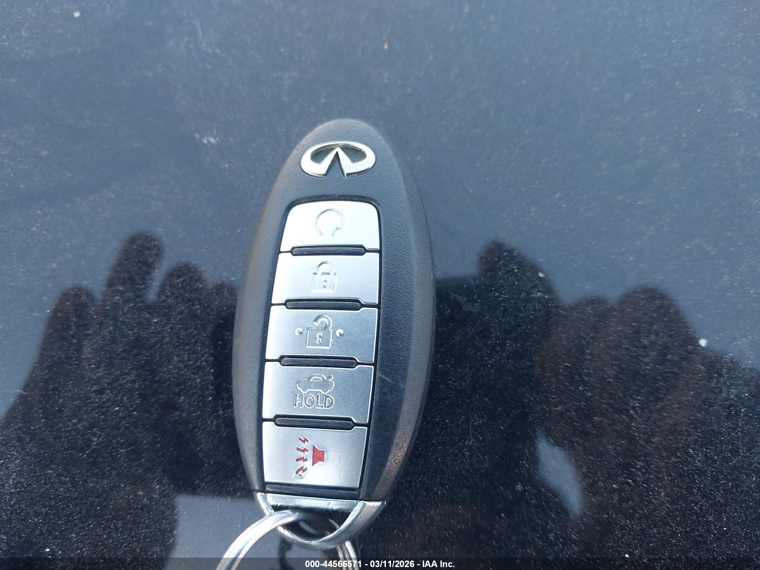INFINITI Q50 image 11