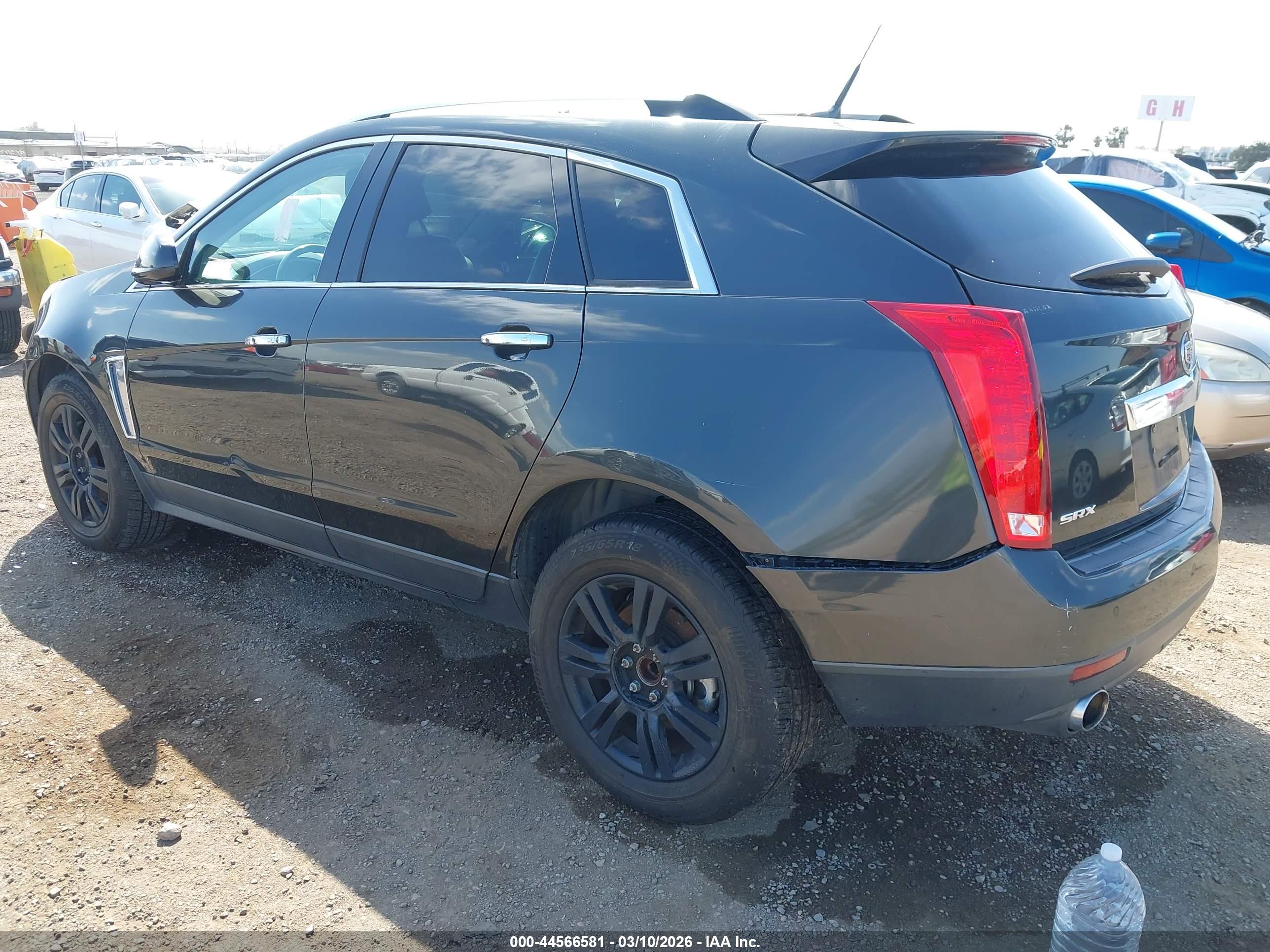 CADILLAC SRX image 3