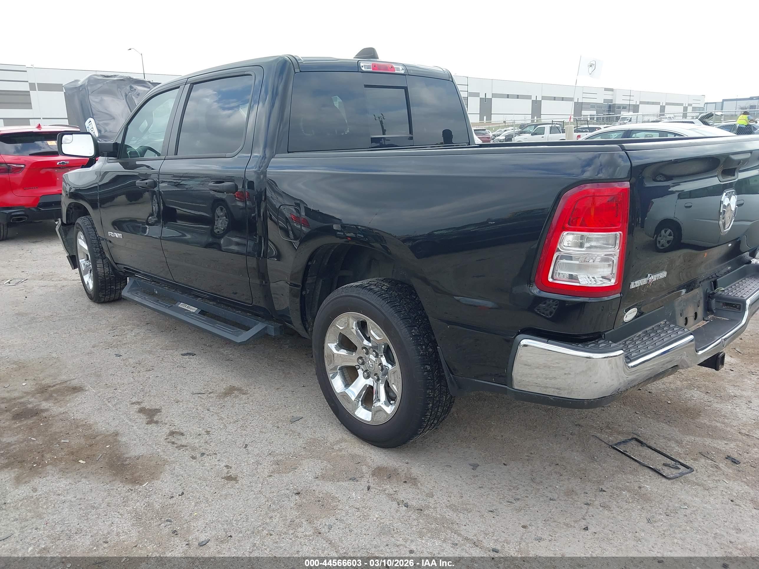 RAM 1500 image 3
