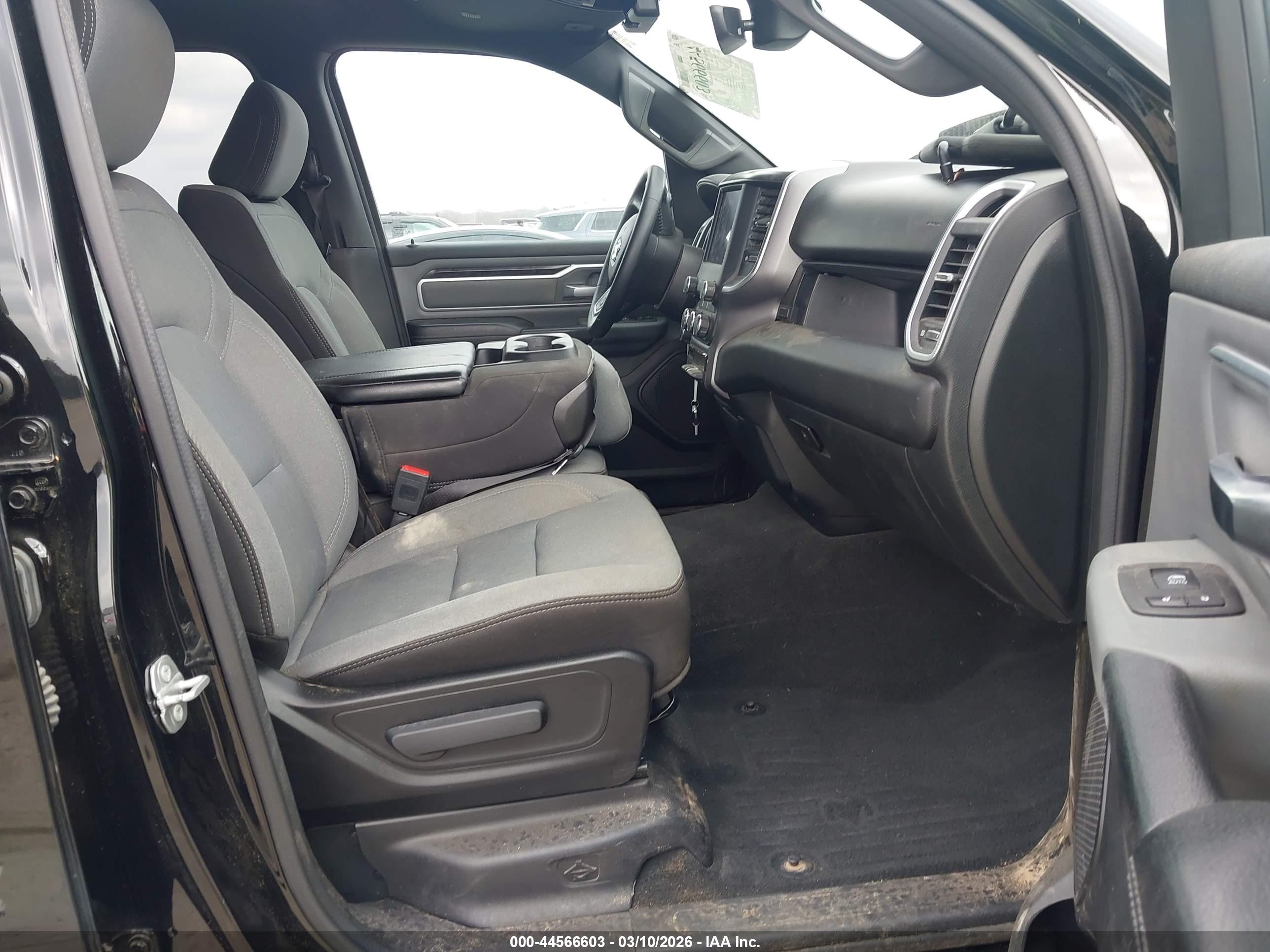 RAM 1500 image 5