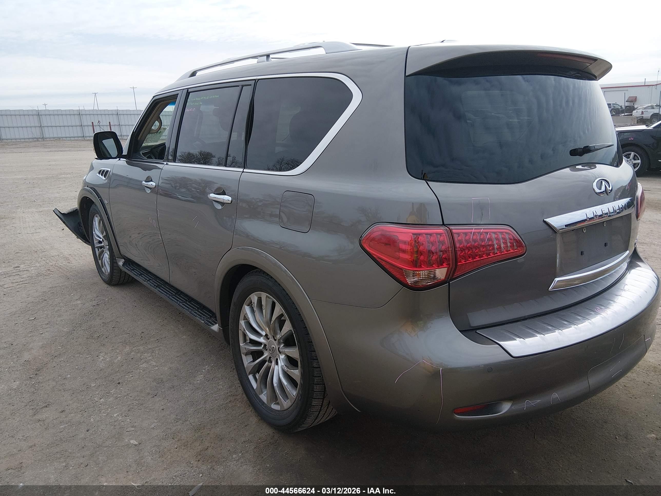 INFINITI QX80 image 3