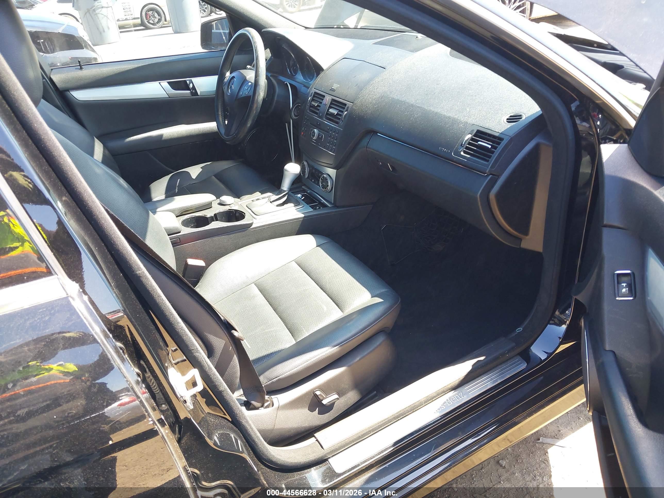MERCEDES-BENZ C image 5