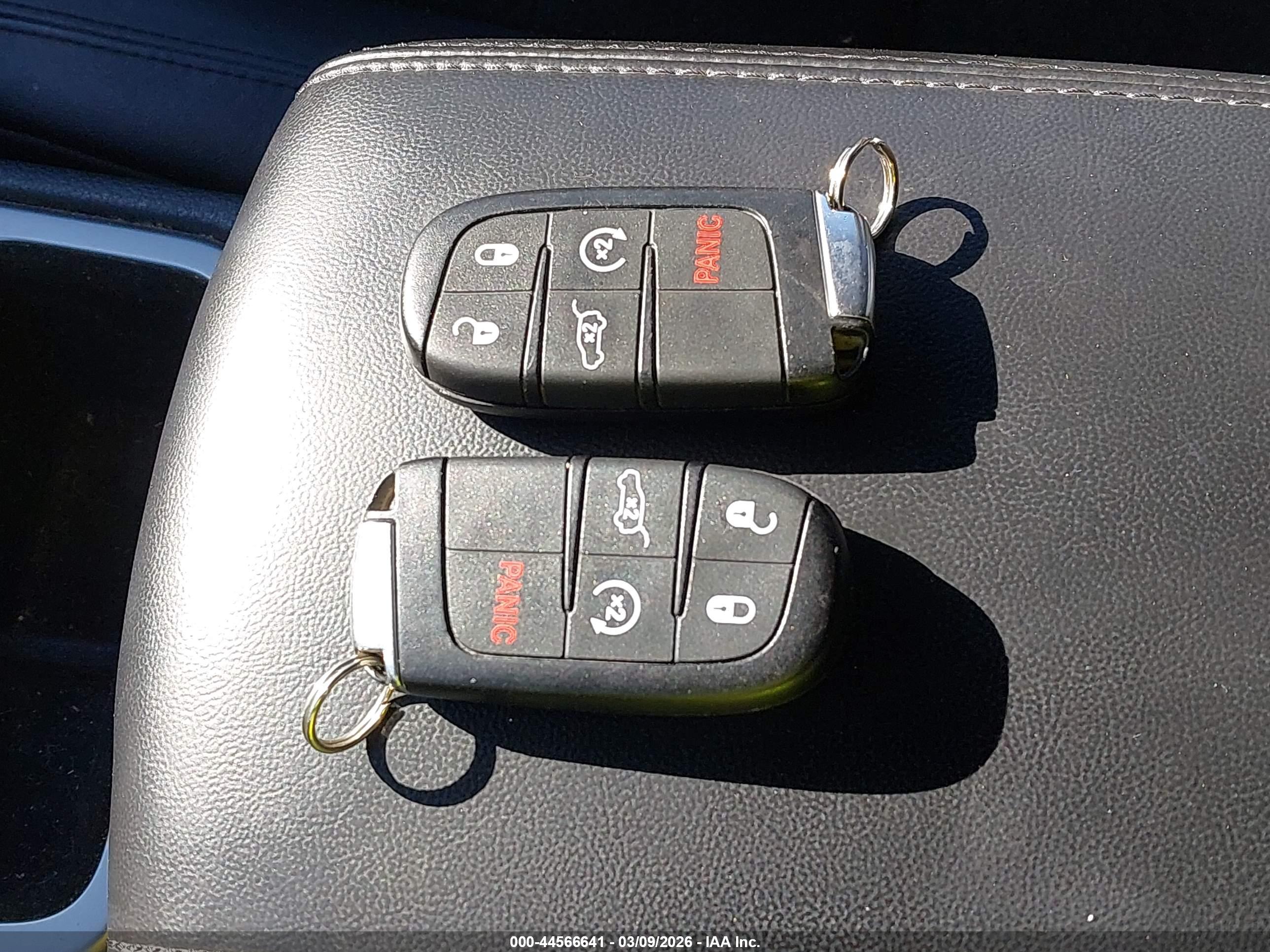 JEEP GRAND image 11