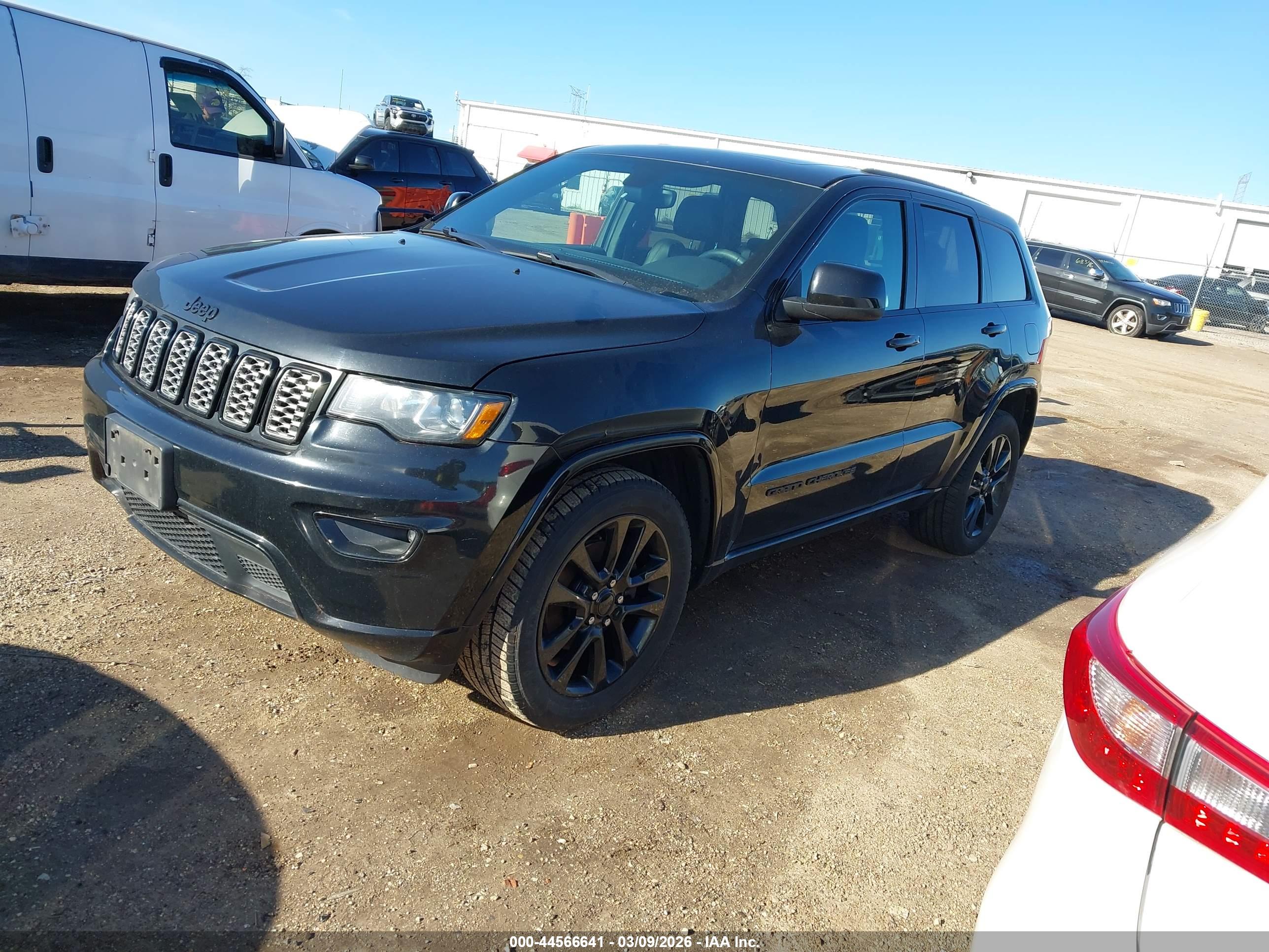 JEEP GRAND image 2